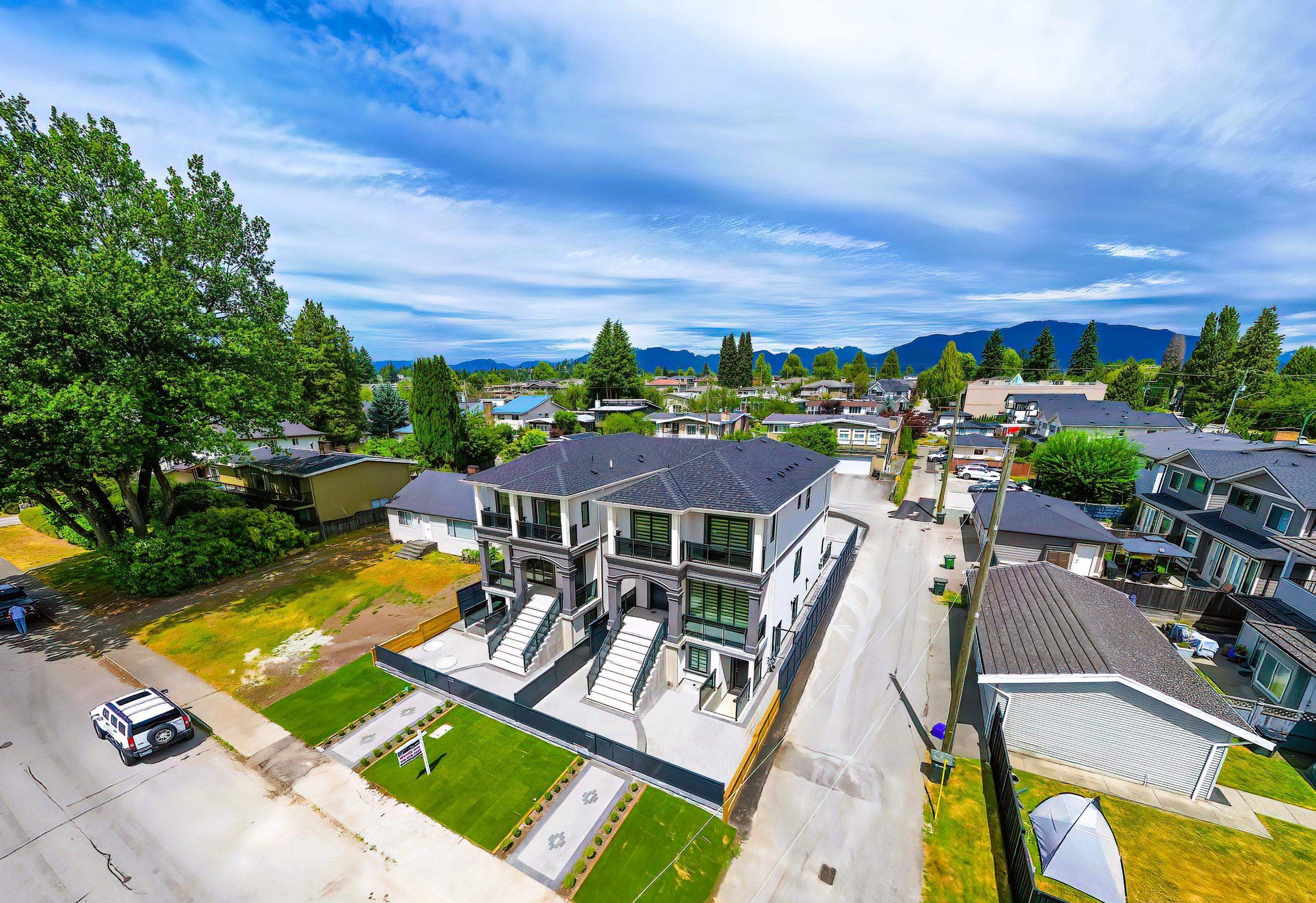 6691 Winch Street, Burnaby - Exteriors - Drone/Aerial View - Photo 5