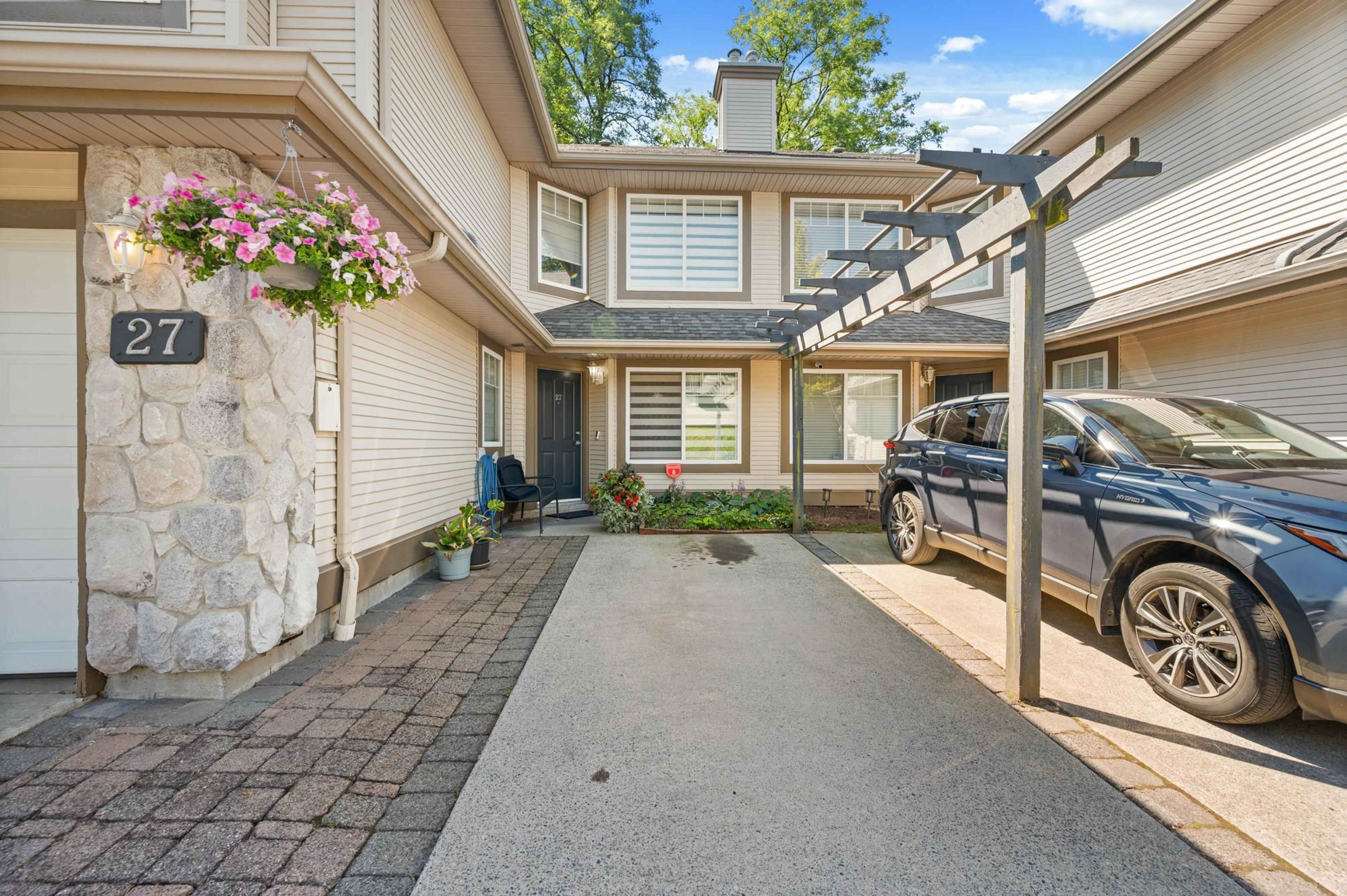 8888 151 Street, Surrey - Exteriors - Photo 6