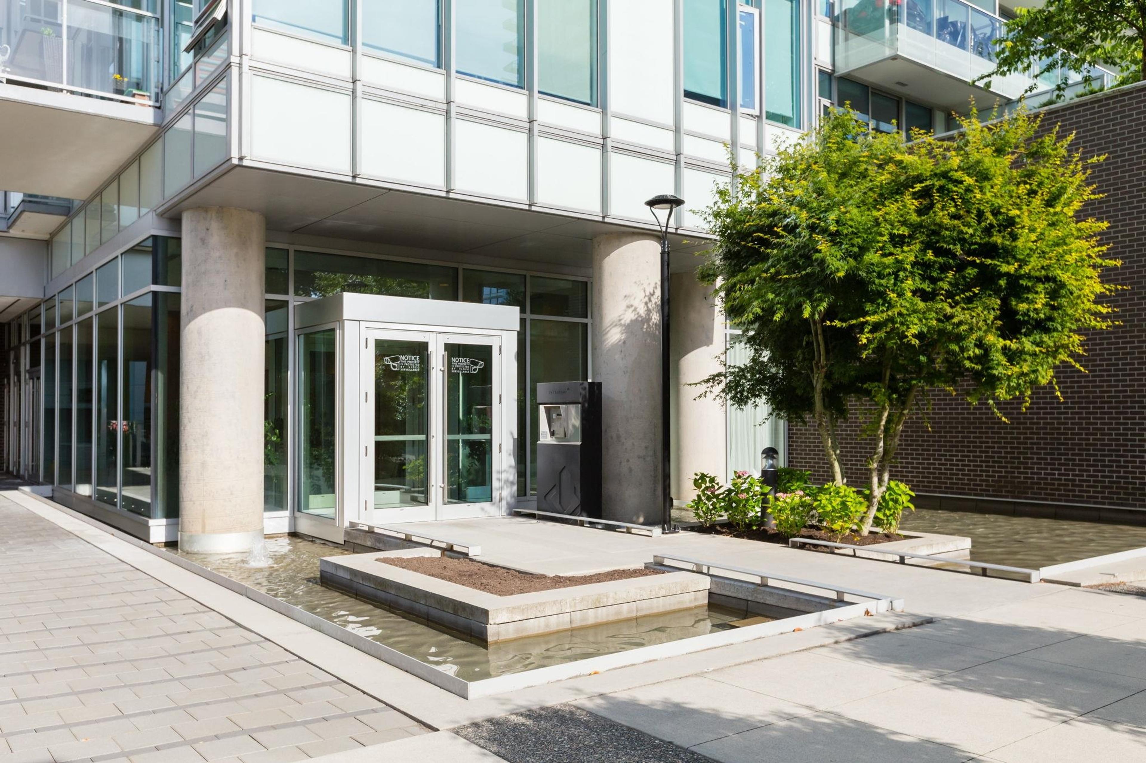 8131 Nunavut Lane, Vancouver - Exteriors - Photo 2