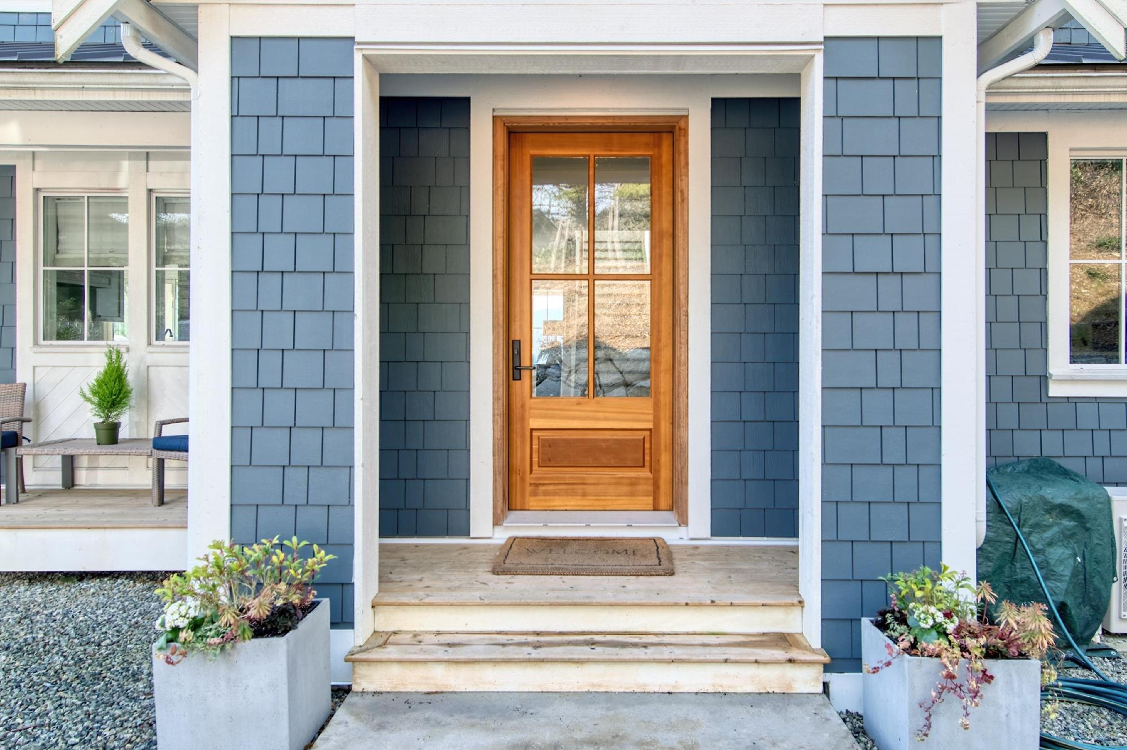 165 Witherby Road, Gibsons - Exteriors - Photo 2