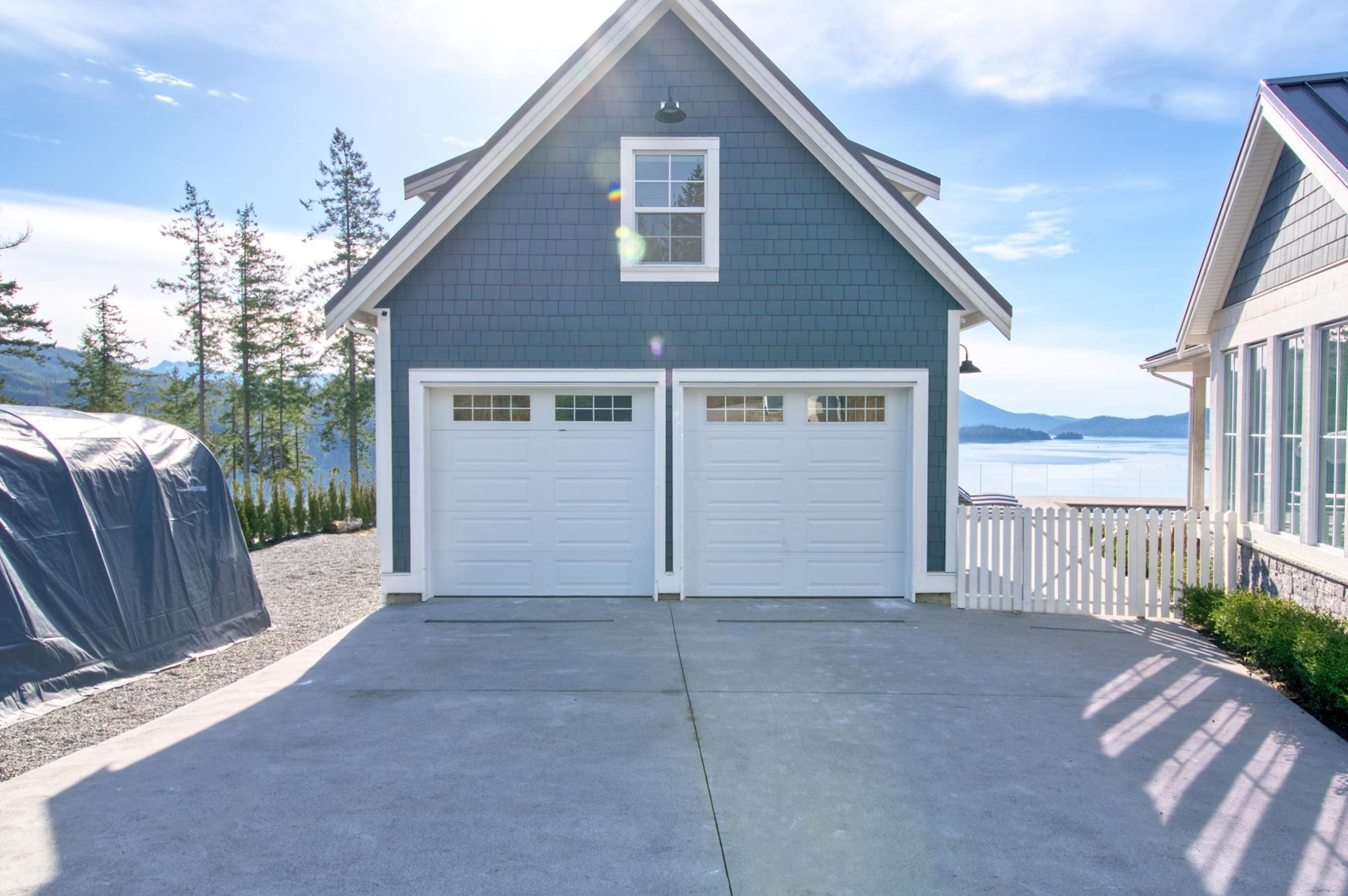 165 Witherby Road, Gibsons - Exteriors - Photo 5