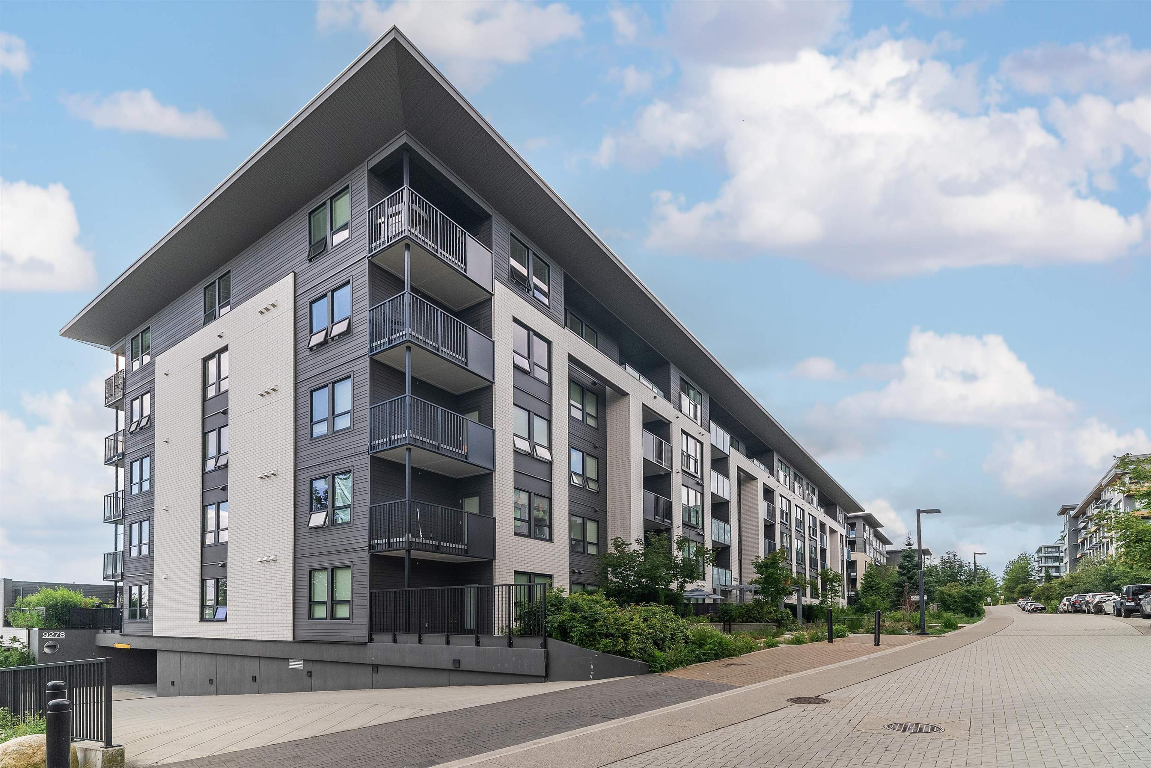 9278 Slopes Mews, Burnaby - Exteriors - Full Complex View - Photo 1