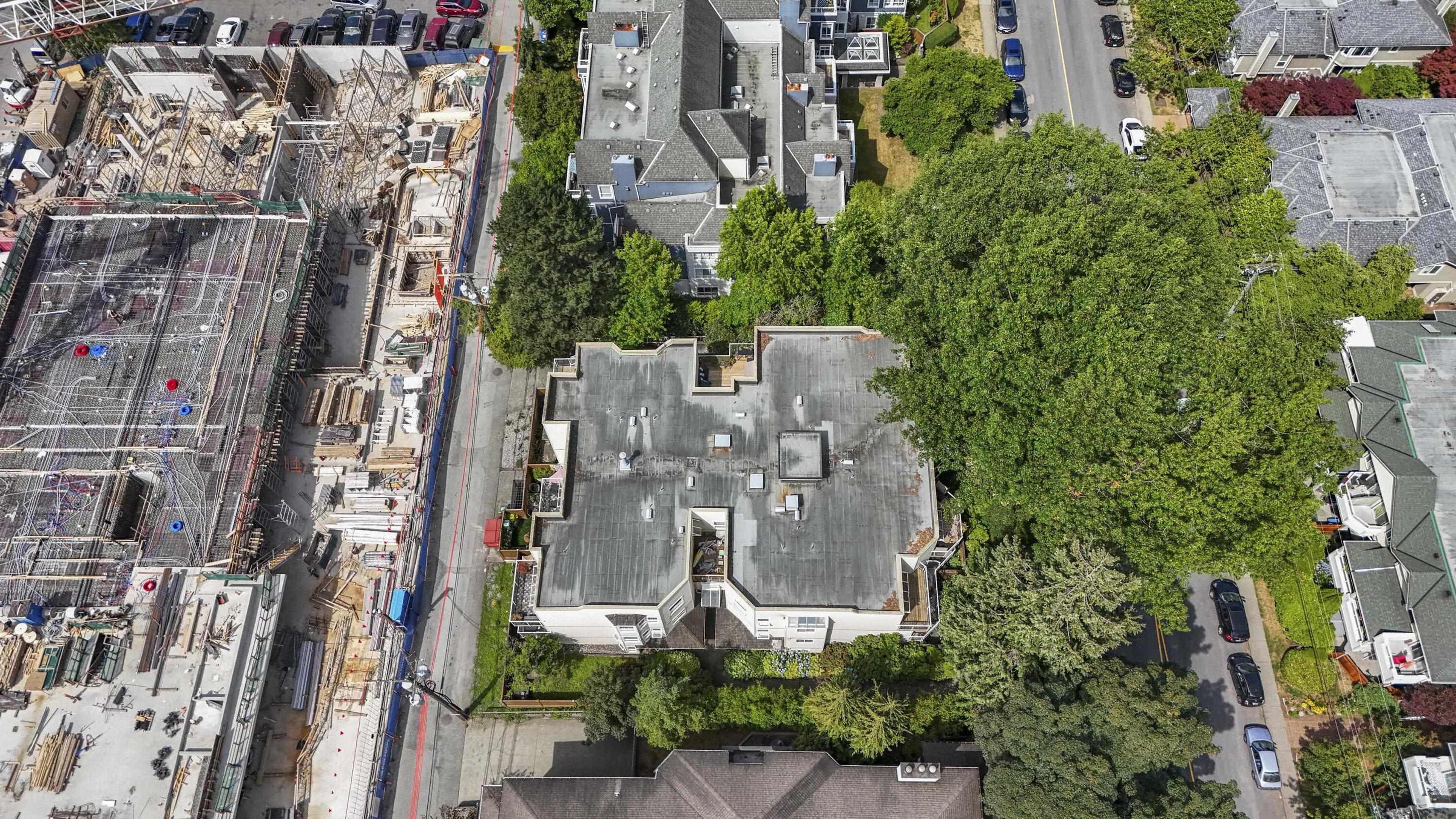 827 W 16 Street, North Vancouver - Exteriors - Drone/Aerial View - Photo 2