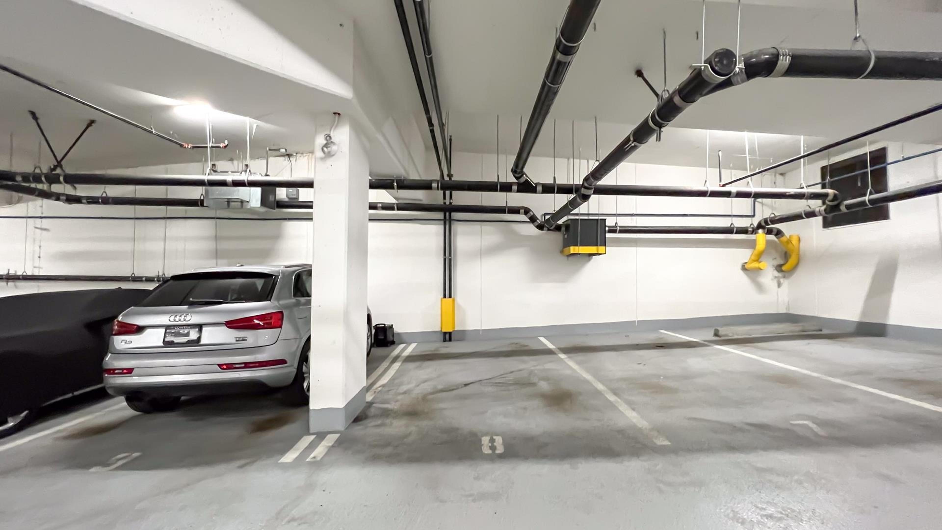 4289 Hastings Street, Burnaby - Common Areas - Parking - Photo 1