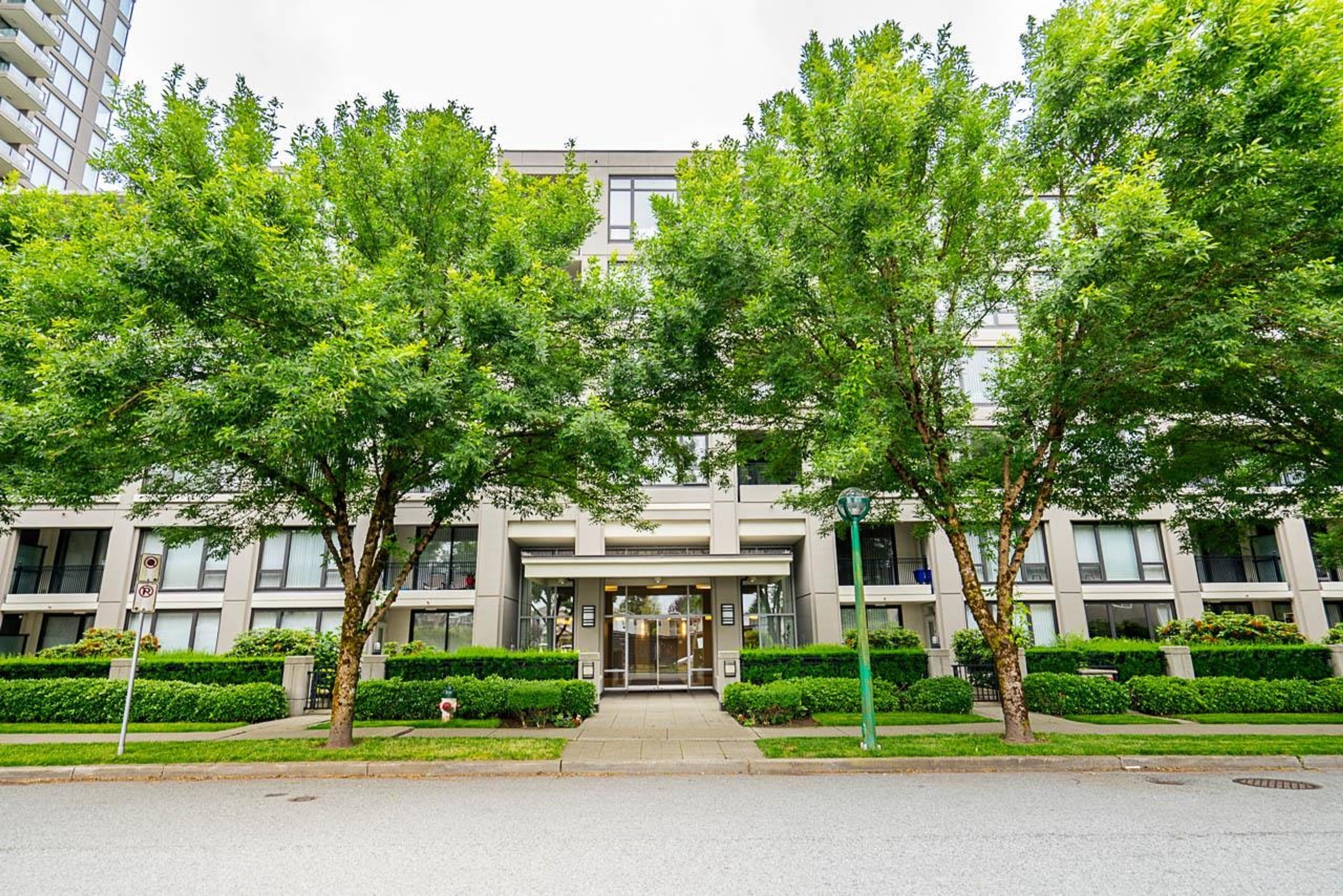 7138 Collier Street, Burnaby - Exteriors - Photo 3