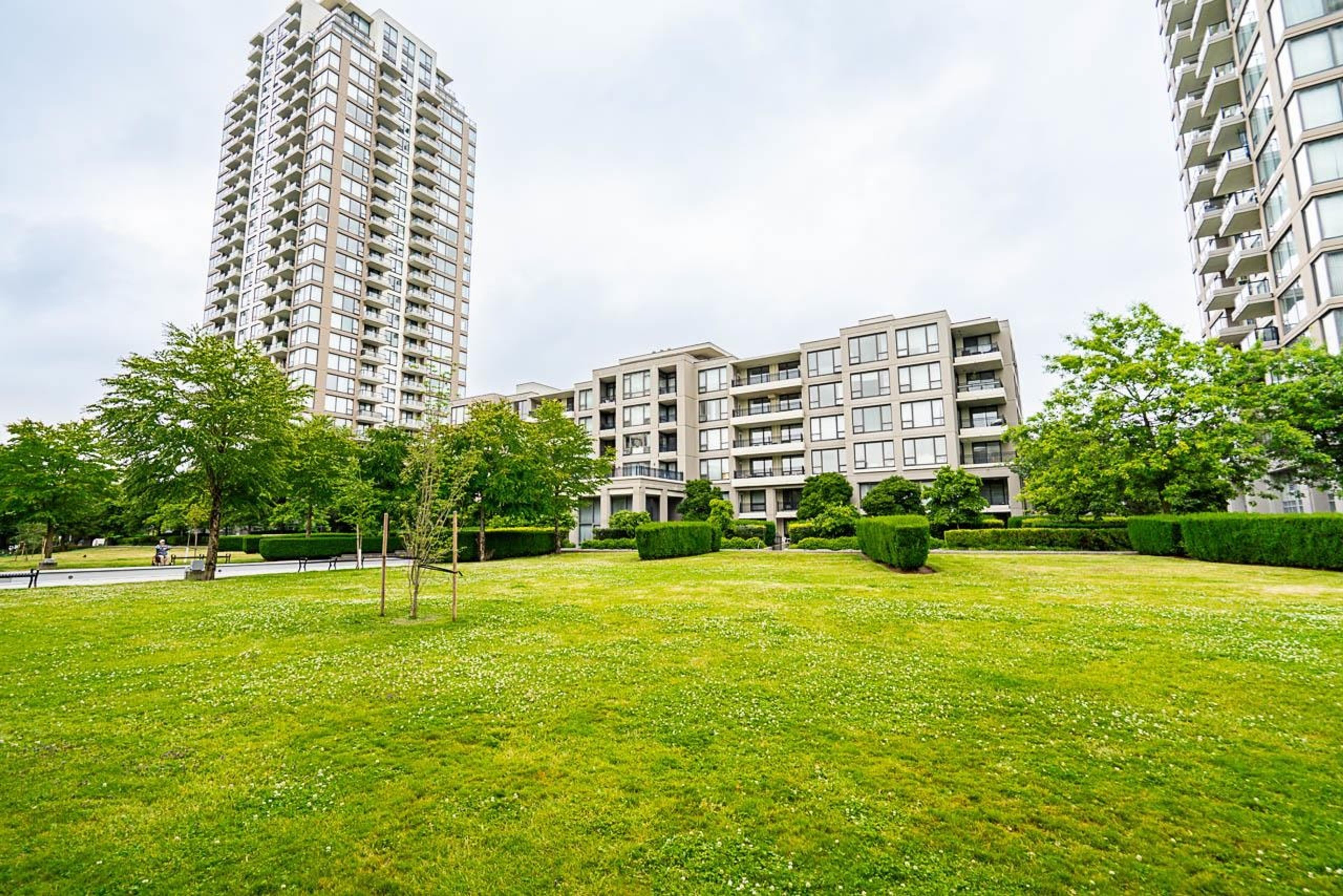 7138 Collier Street, Burnaby - Exteriors - Full Complex View - Photo 4