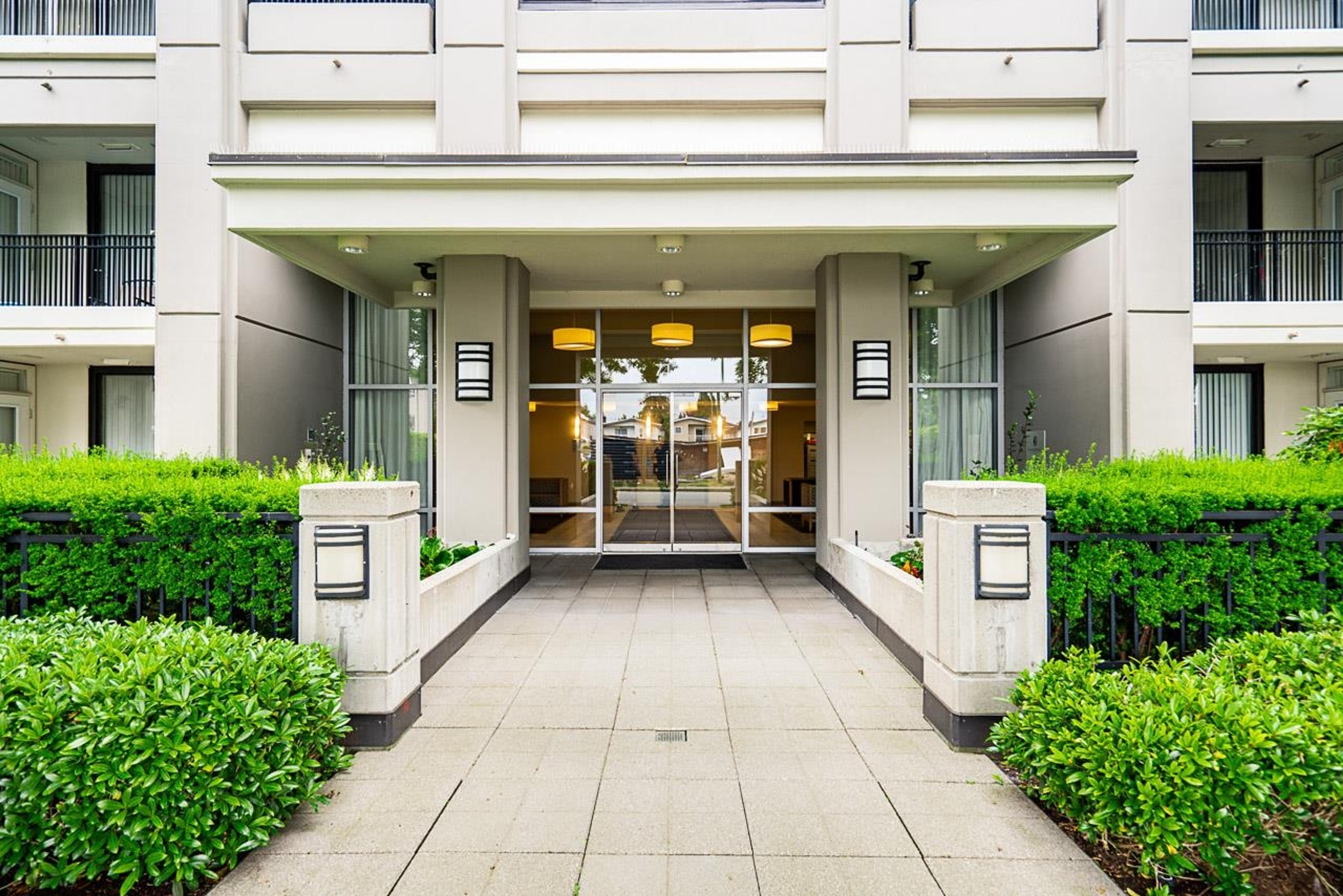 7138 Collier Street, Burnaby - Exteriors - Photo 5