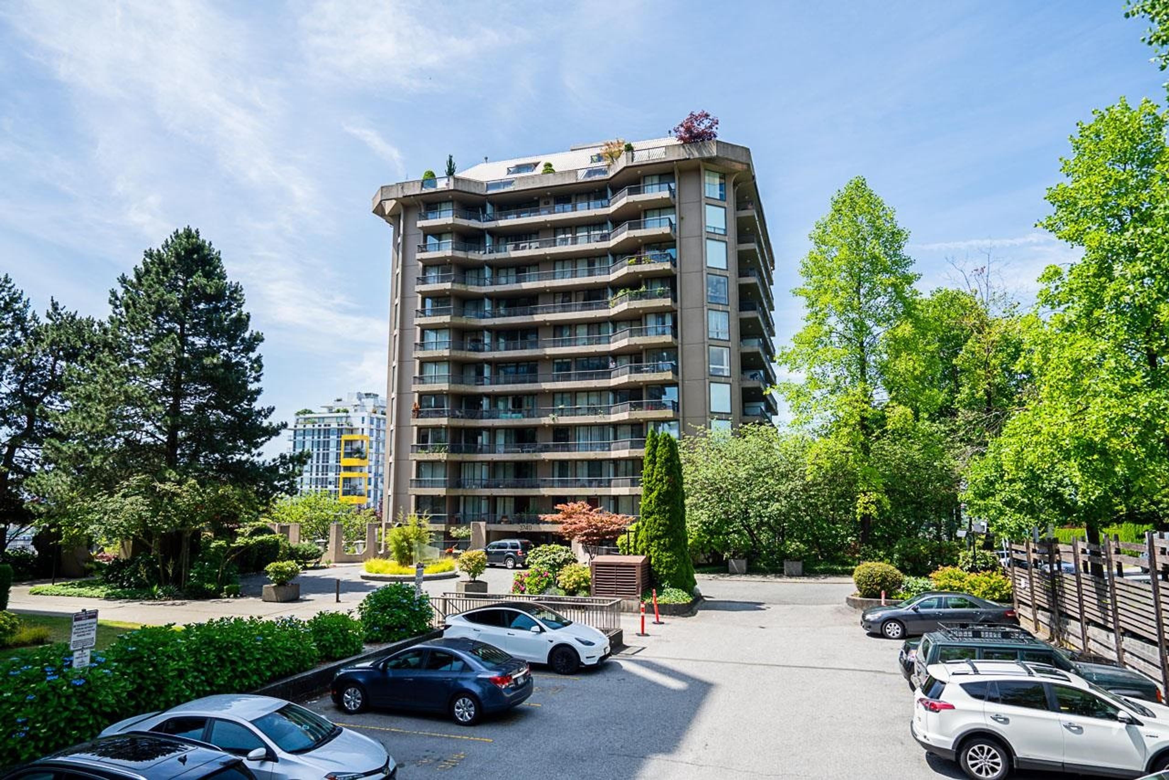 3740 Albert Street, Burnaby - Exteriors - Photo 2