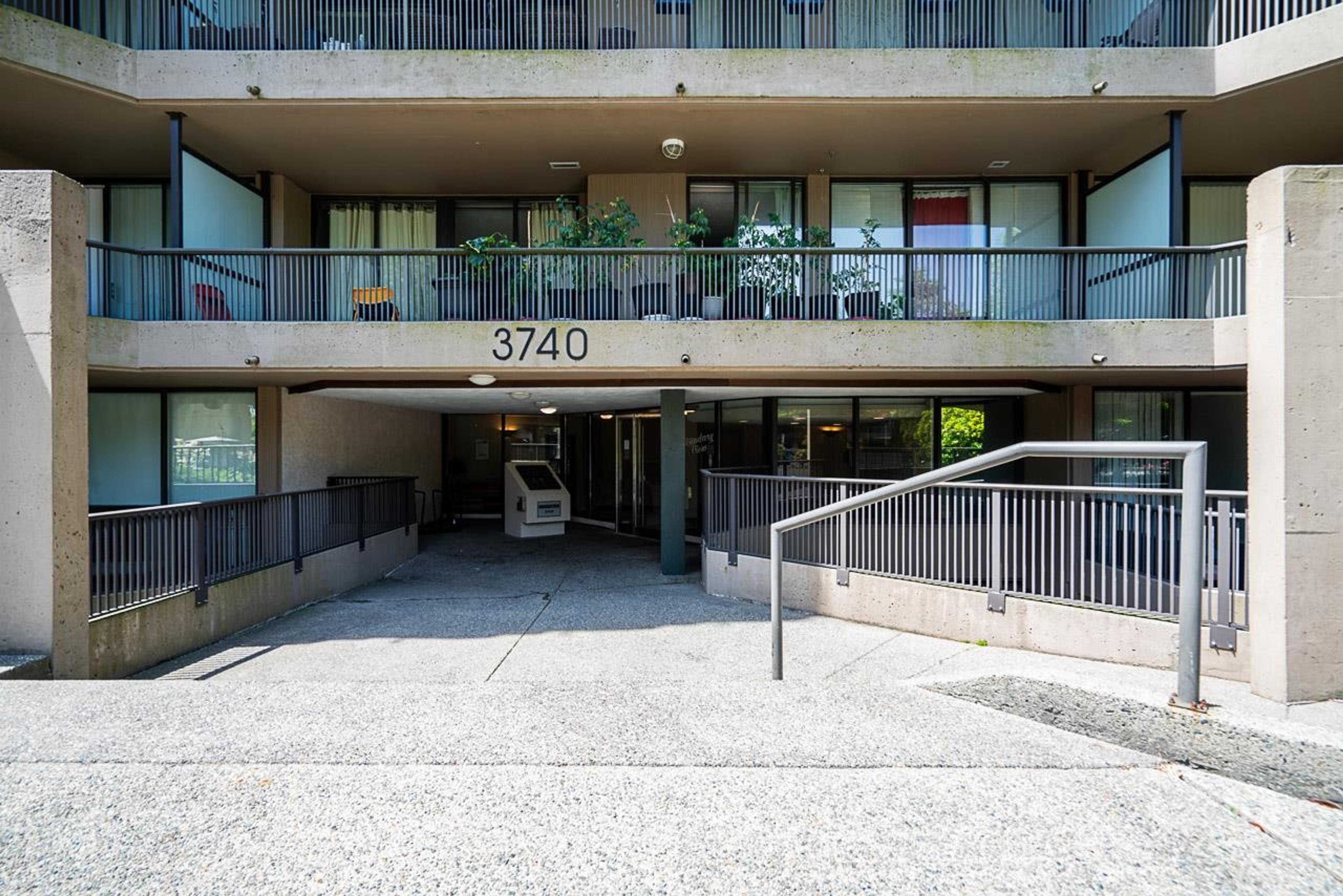 3740 Albert Street, Burnaby - Exteriors - Photo 3