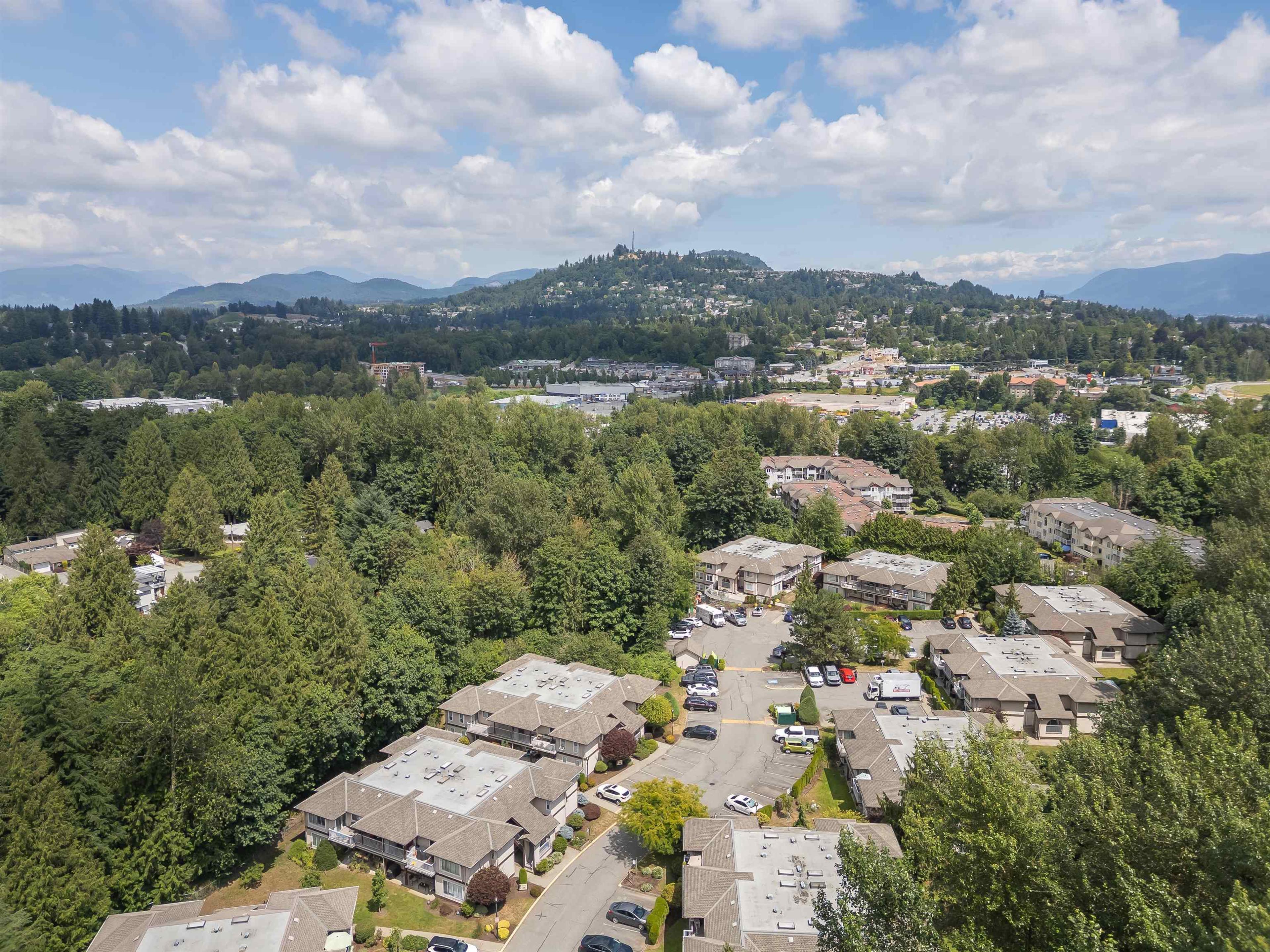 1750 Mckenzie Road, Abbotsford - Exteriors - Photo 3