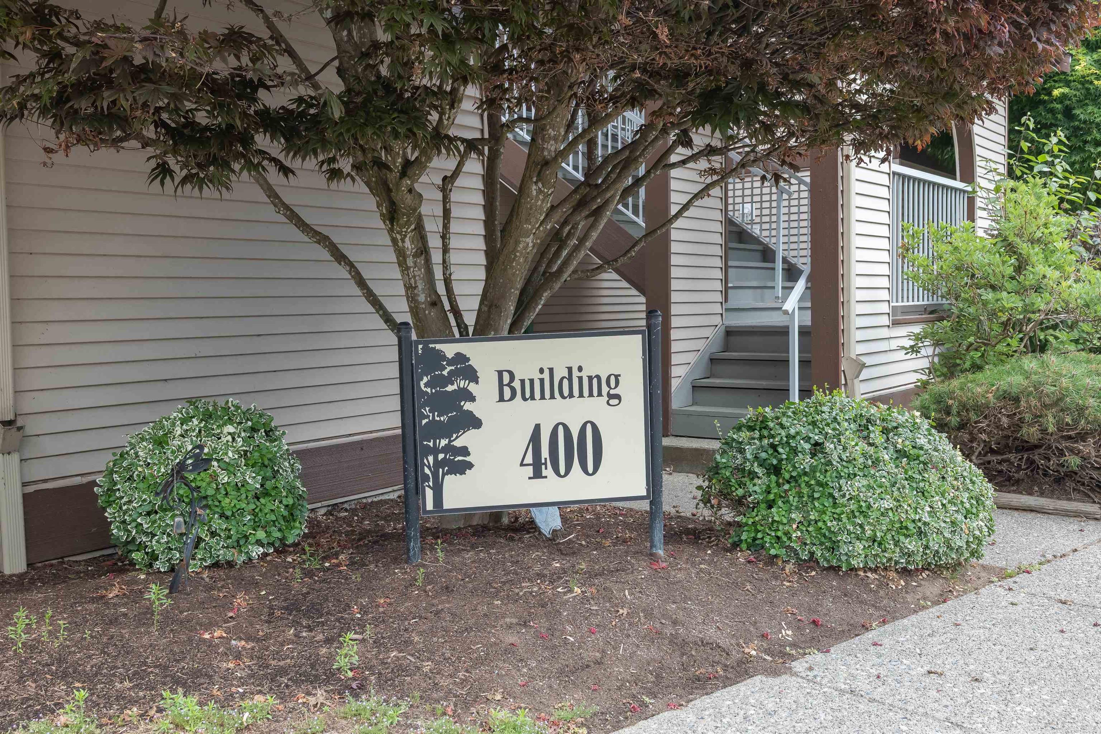 1750 Mckenzie Road, Abbotsford - Exteriors - Full Complex View, Drone/Aerial View - Photo 4