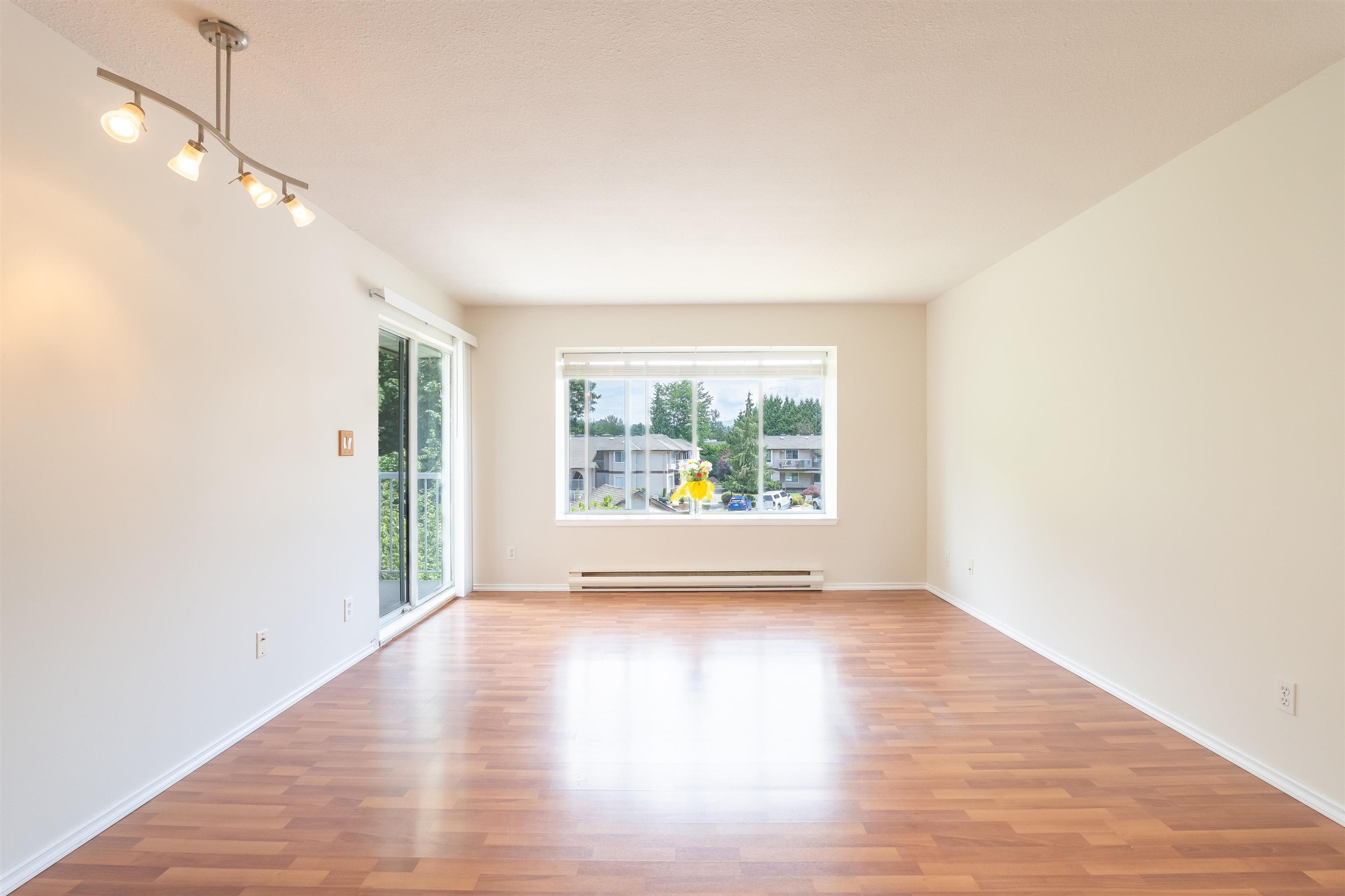 1750 Mckenzie Road, Abbotsford - Exteriors - Photo 5