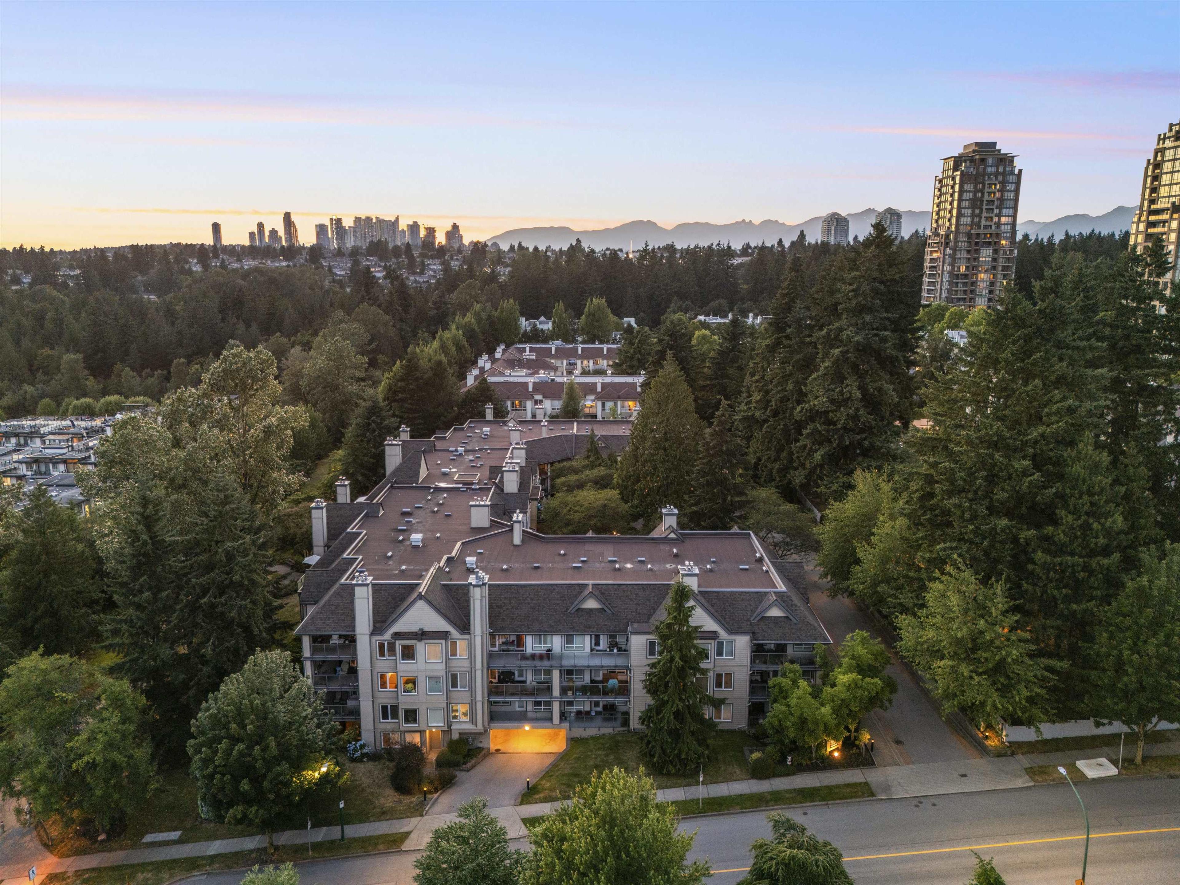 6707 Southpoint Drive, Burnaby - Exteriors - Full Complex View, Drone/Aerial View - Photo 3