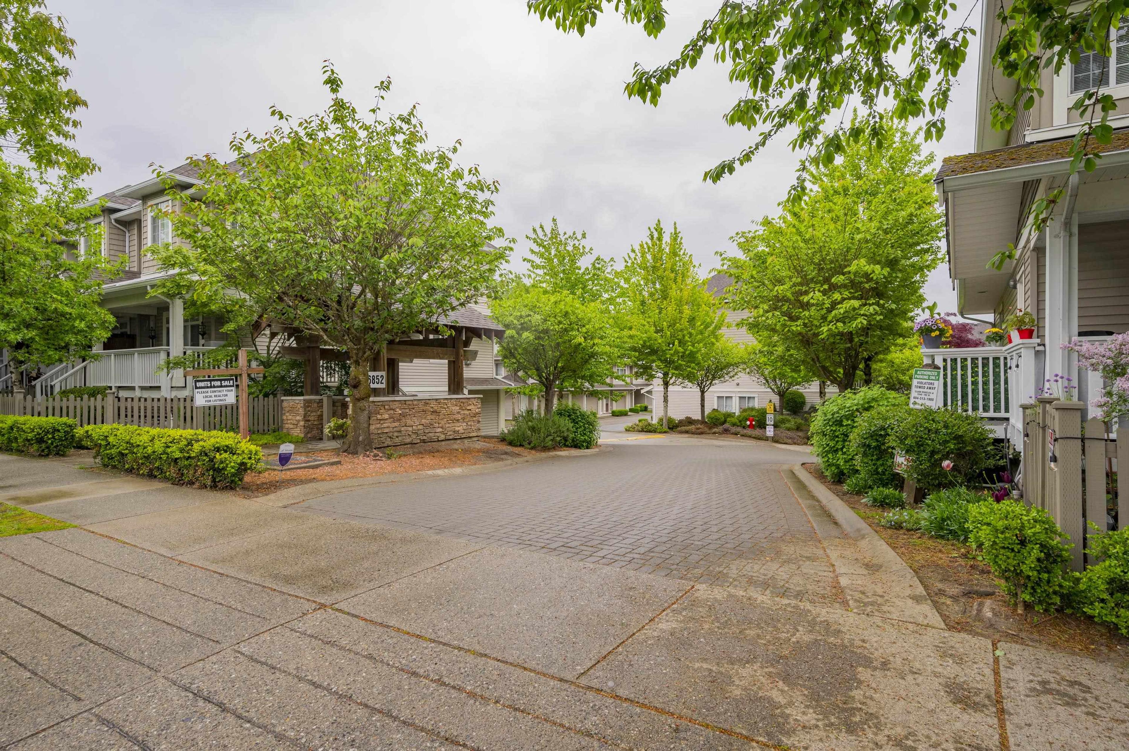 6852 193 Street, Surrey - Exteriors - Photo 2