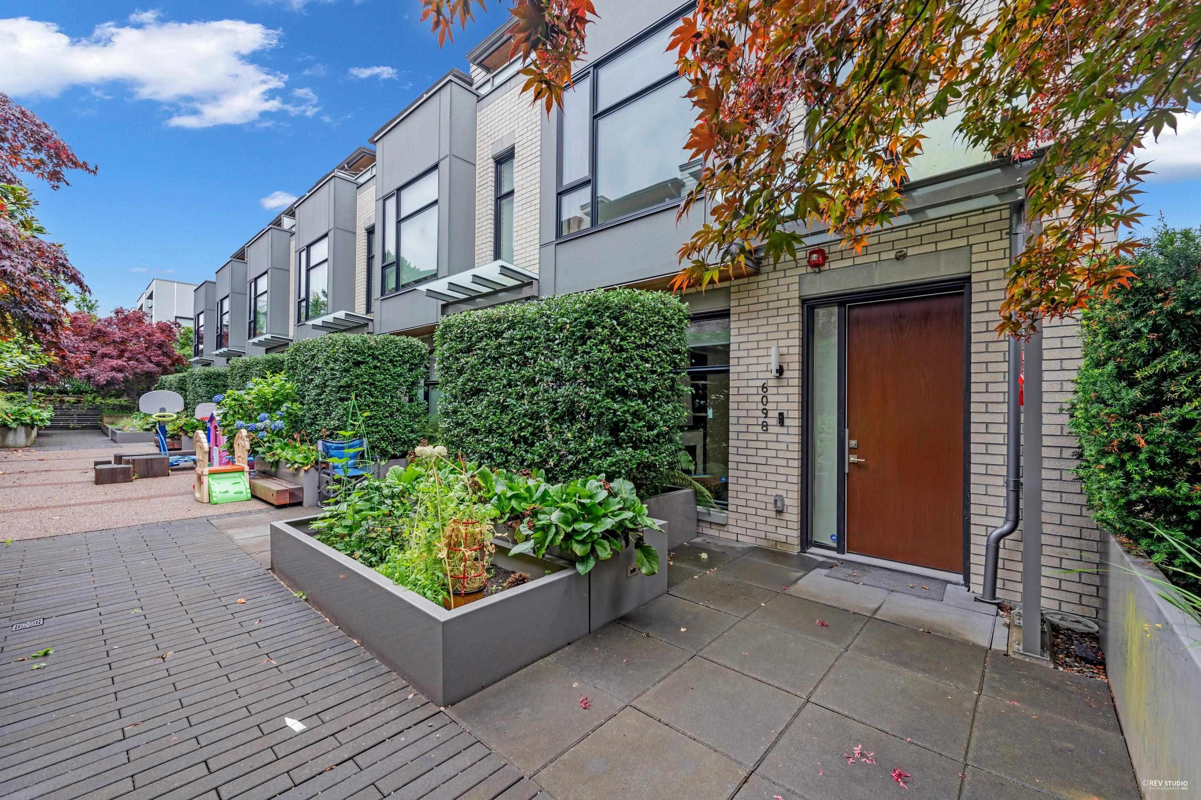 6096 Oak Street, Vancouver - Exteriors - Full Complex View - Photo 1