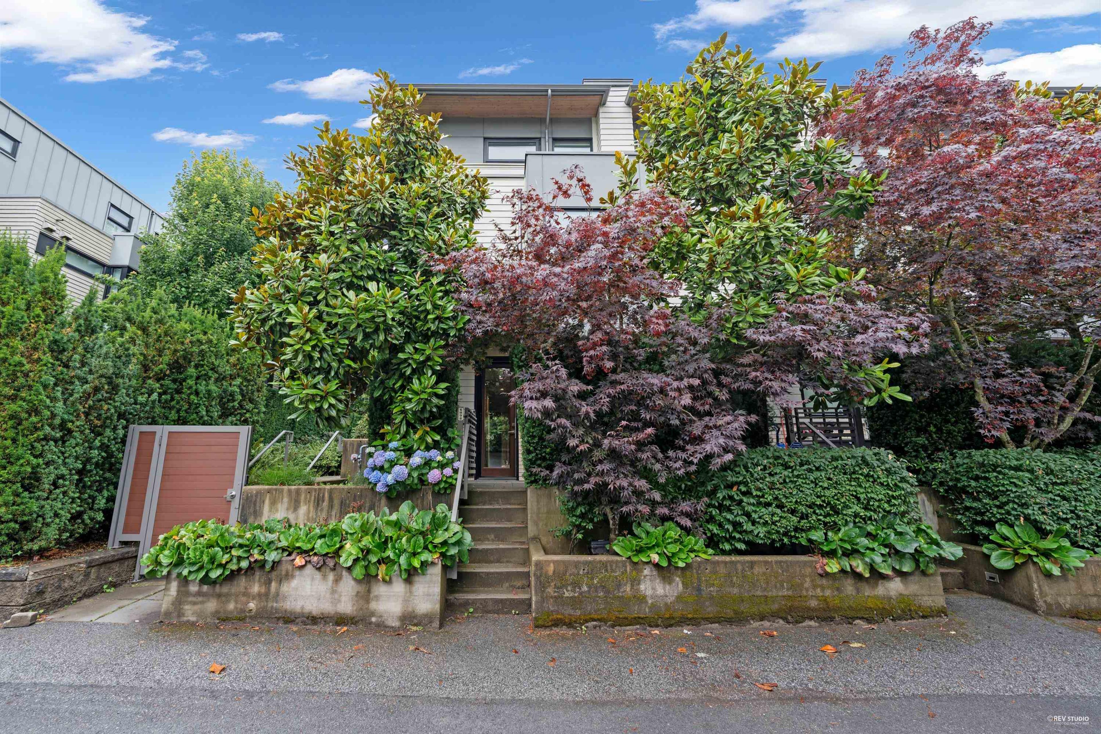 6096 Oak Street, Vancouver - Exteriors - Photo 3