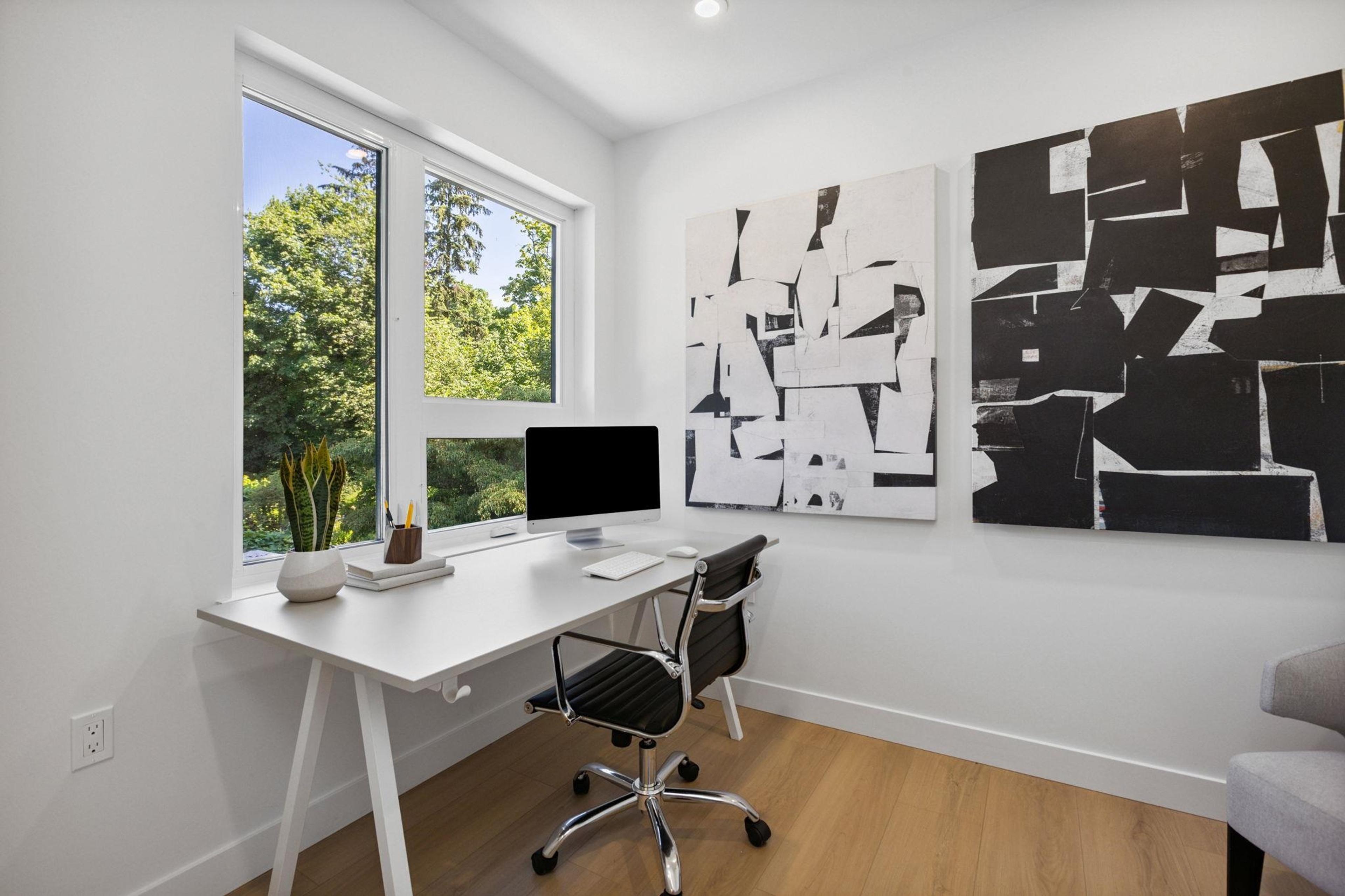 844 St. Denis Avenue, North Vancouver - Exteriors - Photo 6