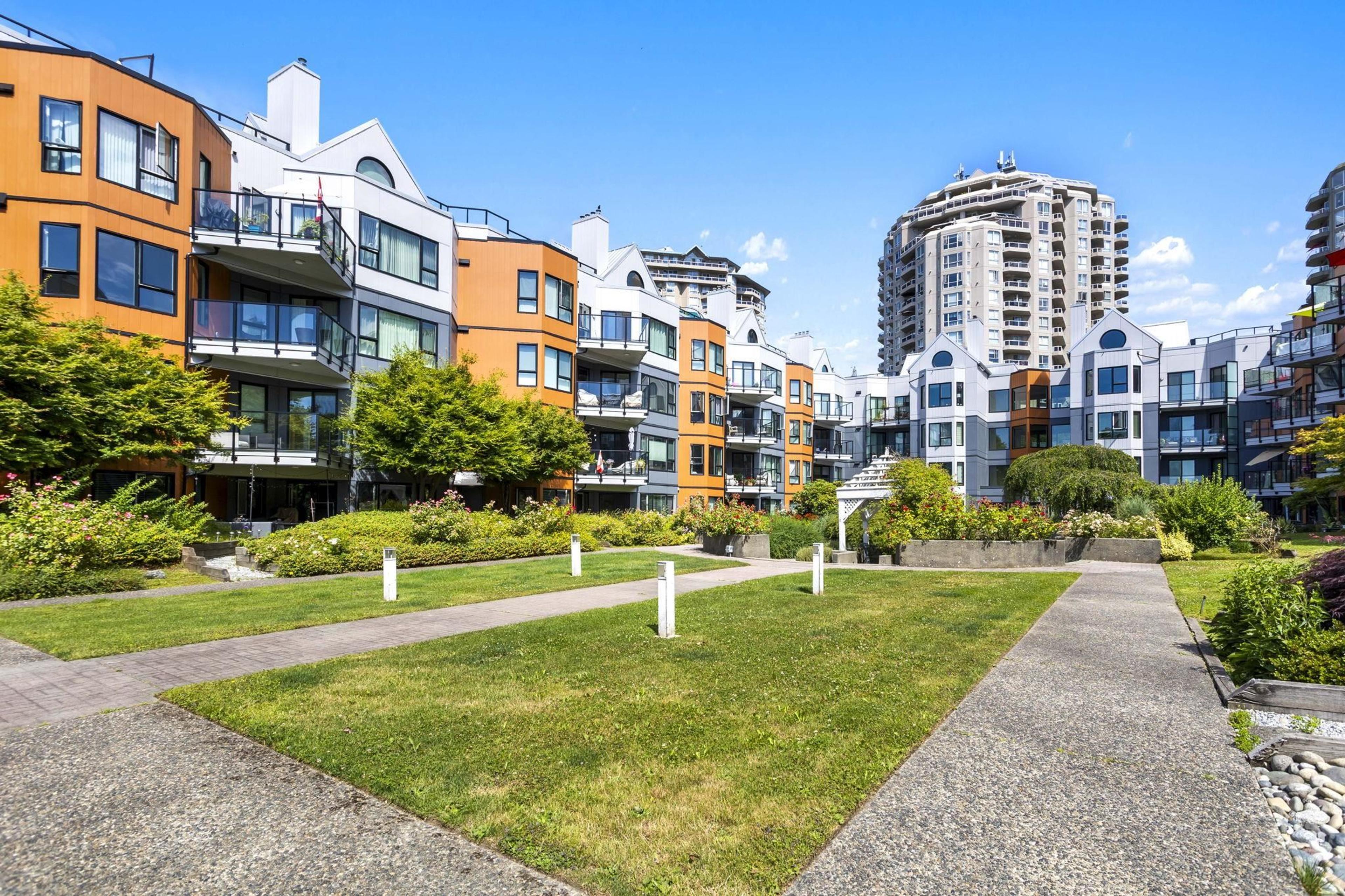 1150 Quayside Drive, New Westminster - Exteriors - Full Complex View - Photo 6