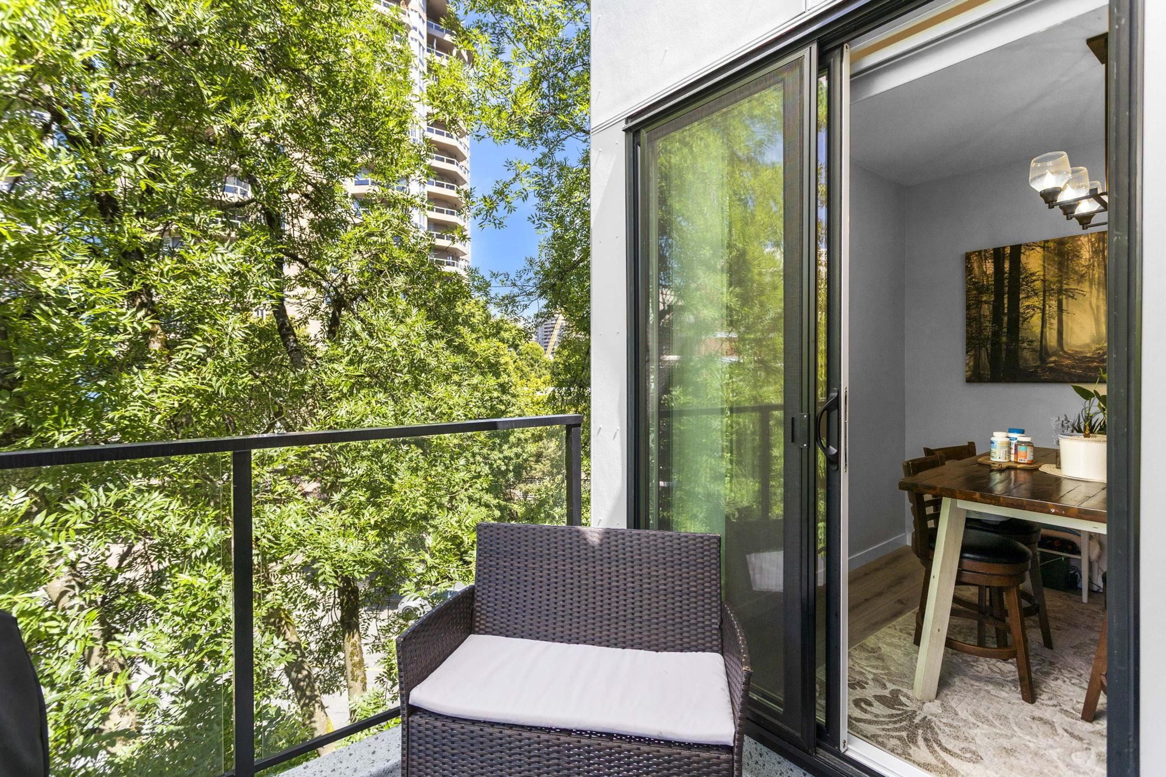 1150 Quayside Drive, New Westminster - Exteriors - Full Complex View - Photo 7