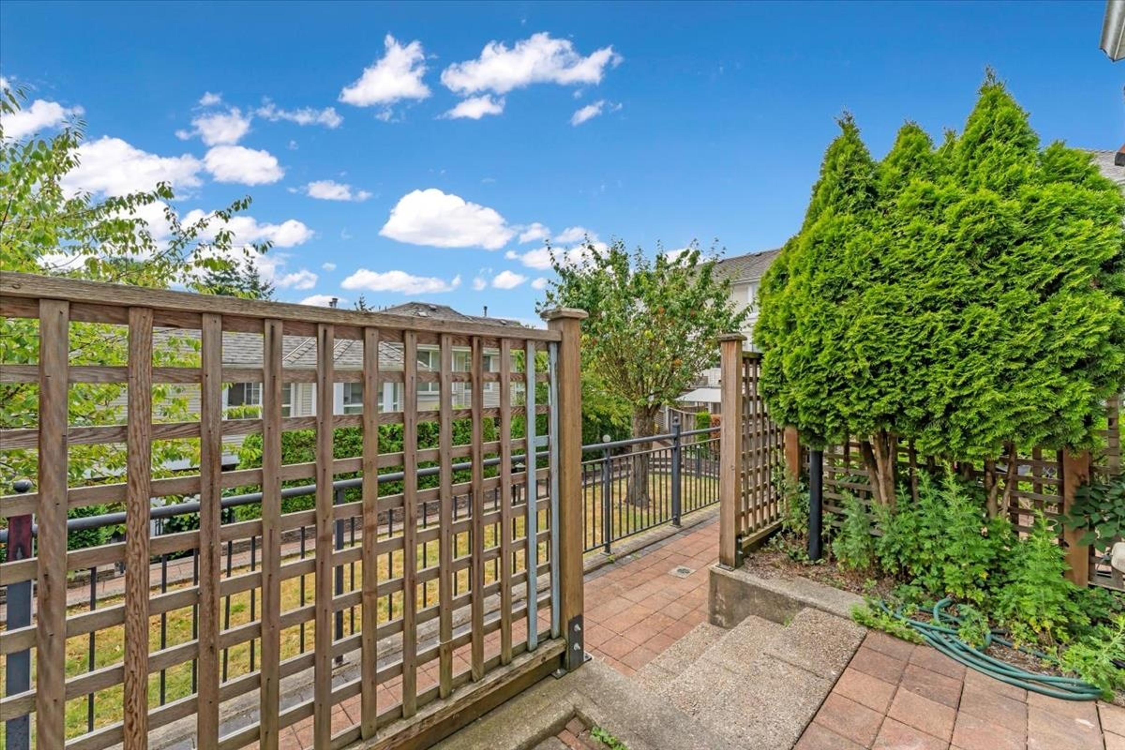 1408 Cartier Avenue, Coquitlam - Outdoor Amenities - Garden / Yard/ Backyard/ Porch/ Deck - Photo 1