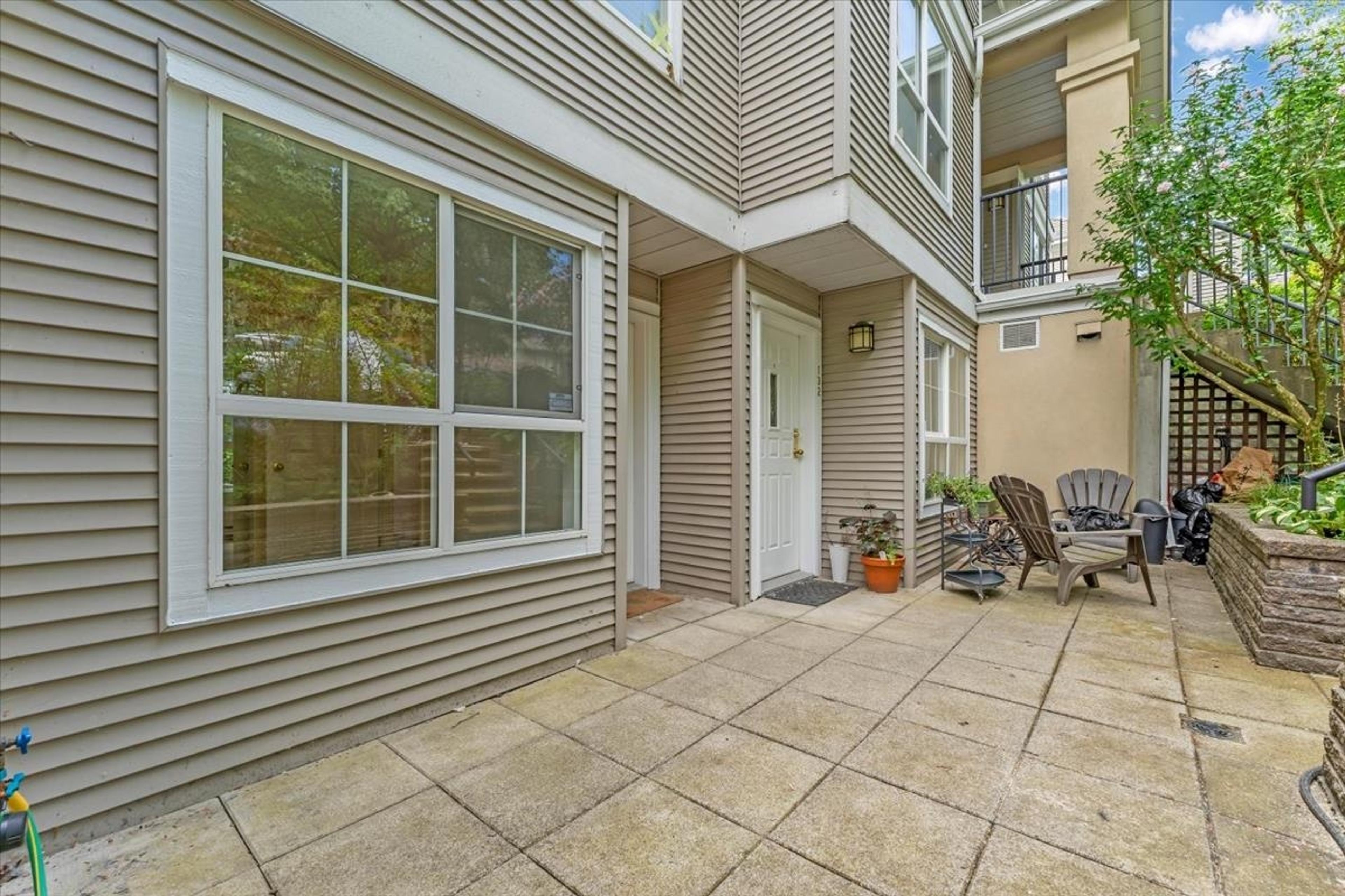 1408 Cartier Avenue, Coquitlam - Outdoor Amenities - Garden / Yard/ Backyard/ Porch/ Deck - Photo 4