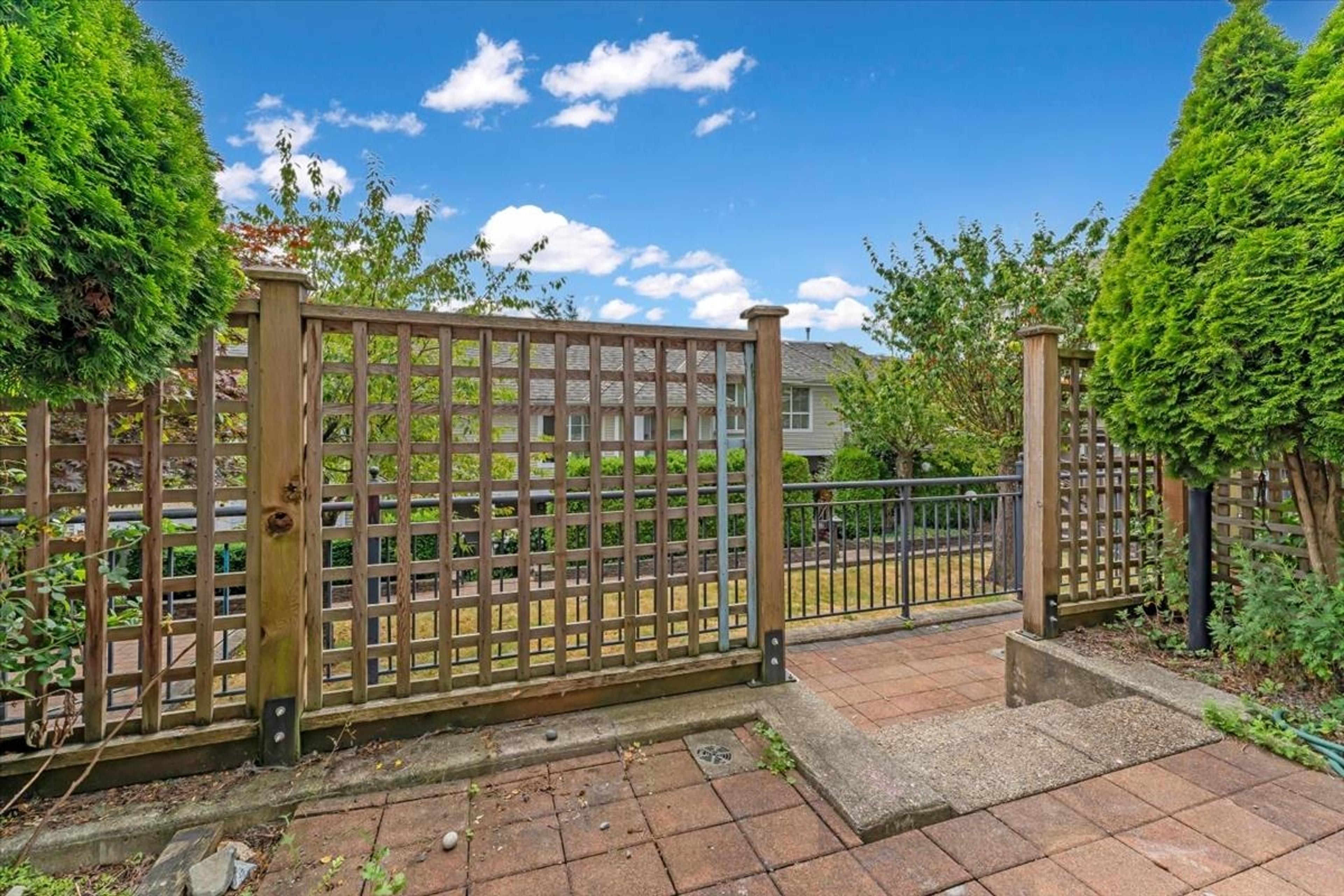 1408 Cartier Avenue, Coquitlam - Outdoor Amenities - Garden / Yard/ Backyard/ Porch/ Deck - Photo 5