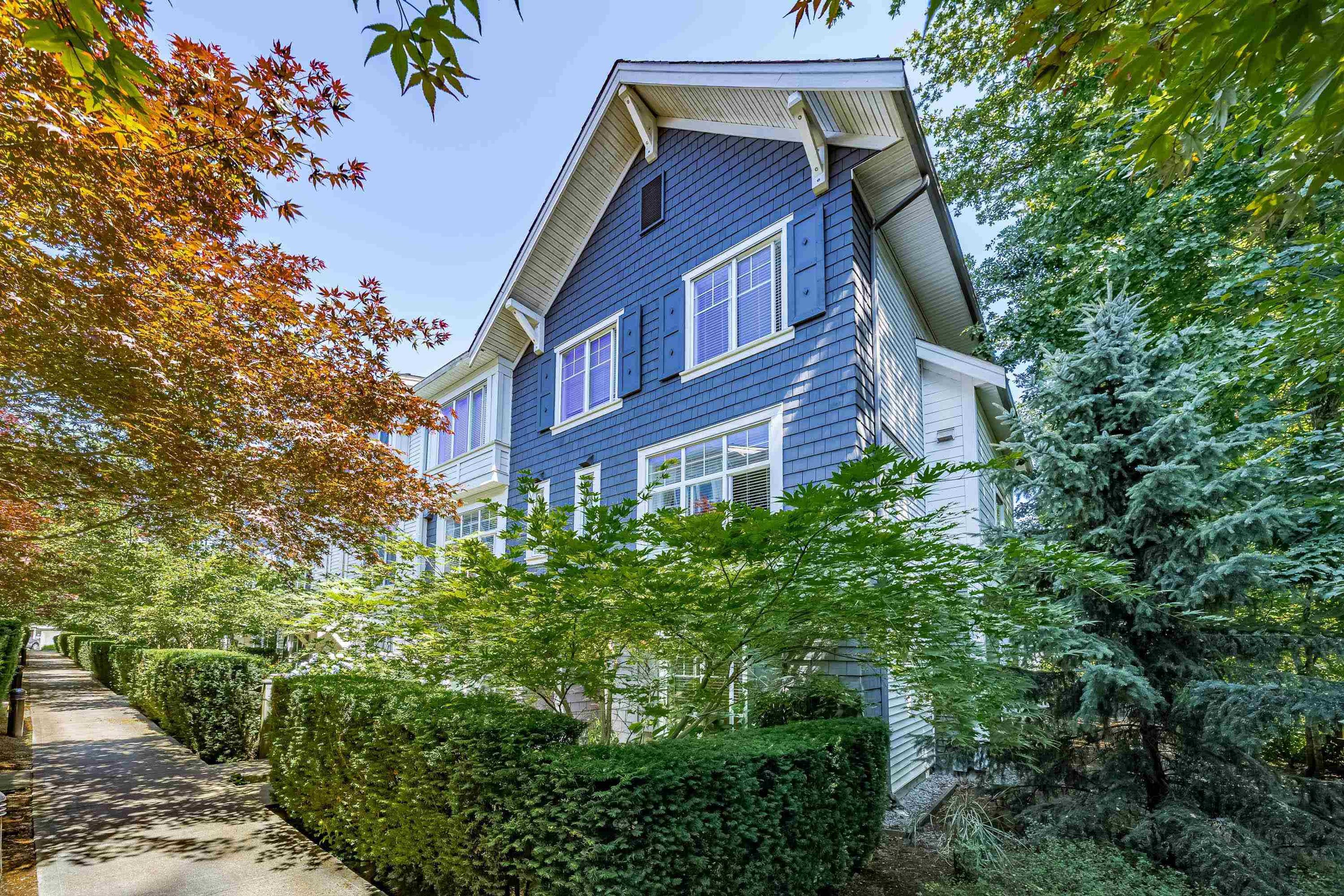 15340 Guildford Drive, Surrey - Exteriors - Photo 3