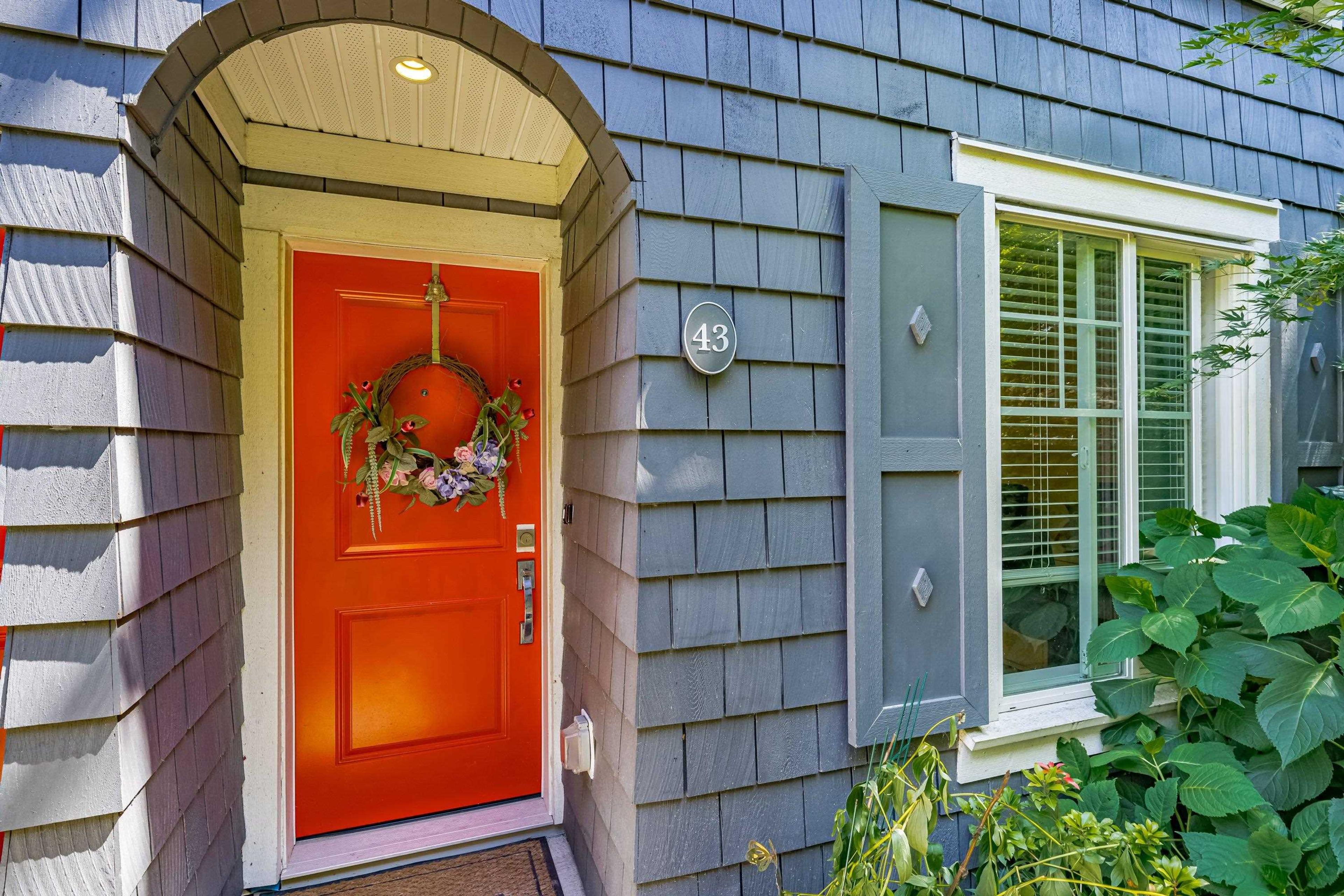 15340 Guildford Drive, Surrey - Exteriors - Photo 7