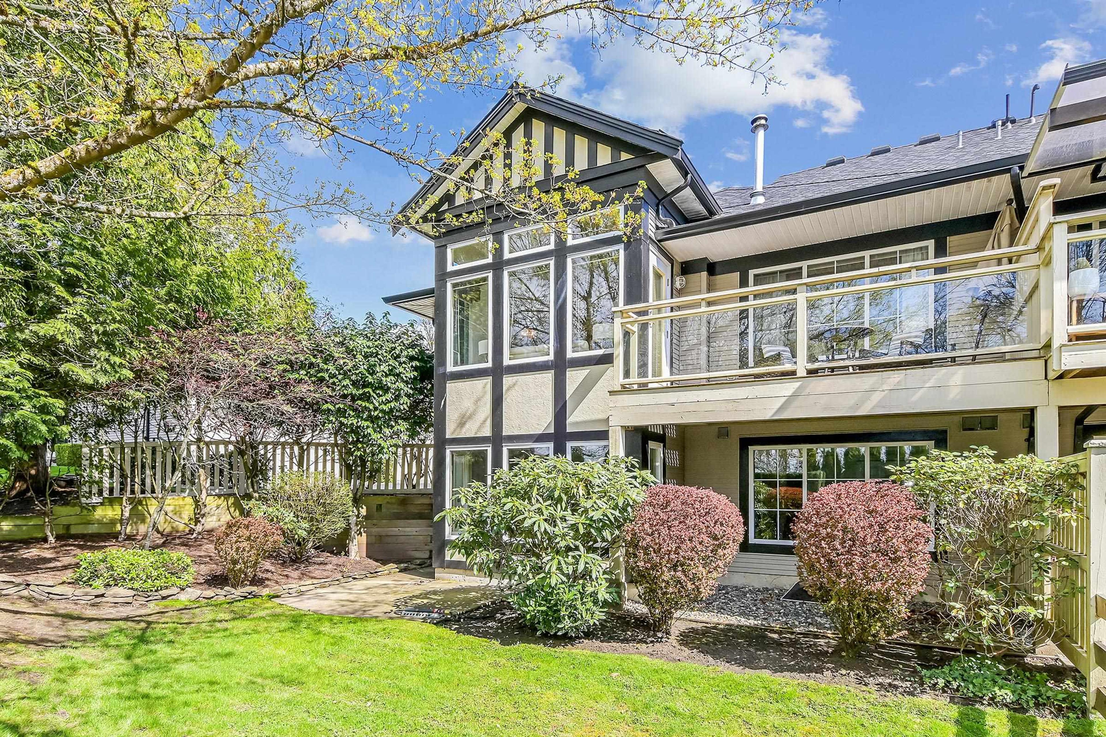 17917 68 Avenue, Surrey - Exteriors - Photo 5