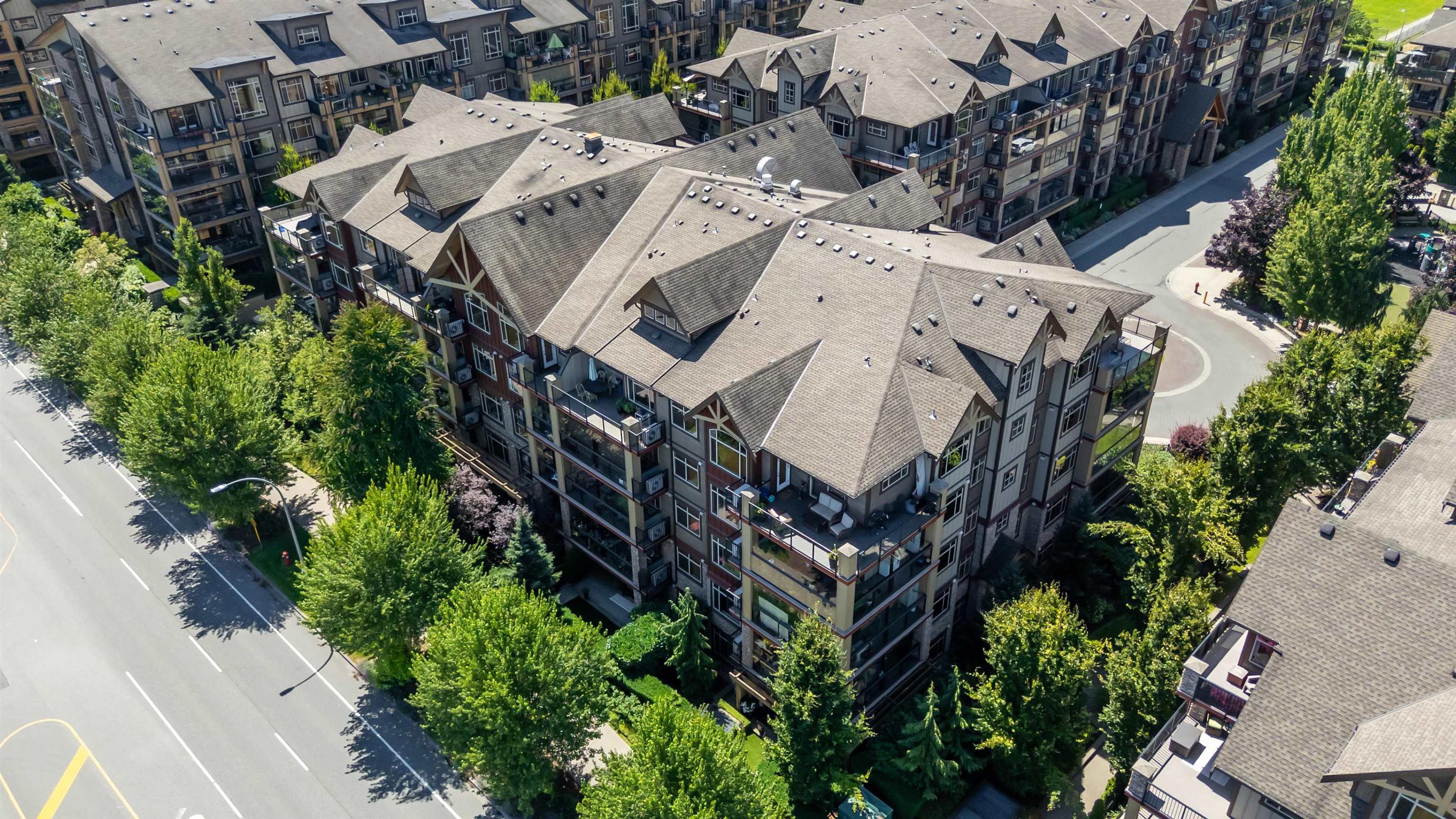 8288 207a Street, Langley - Exteriors - Full Complex View, Drone/Aerial View - Photo 6