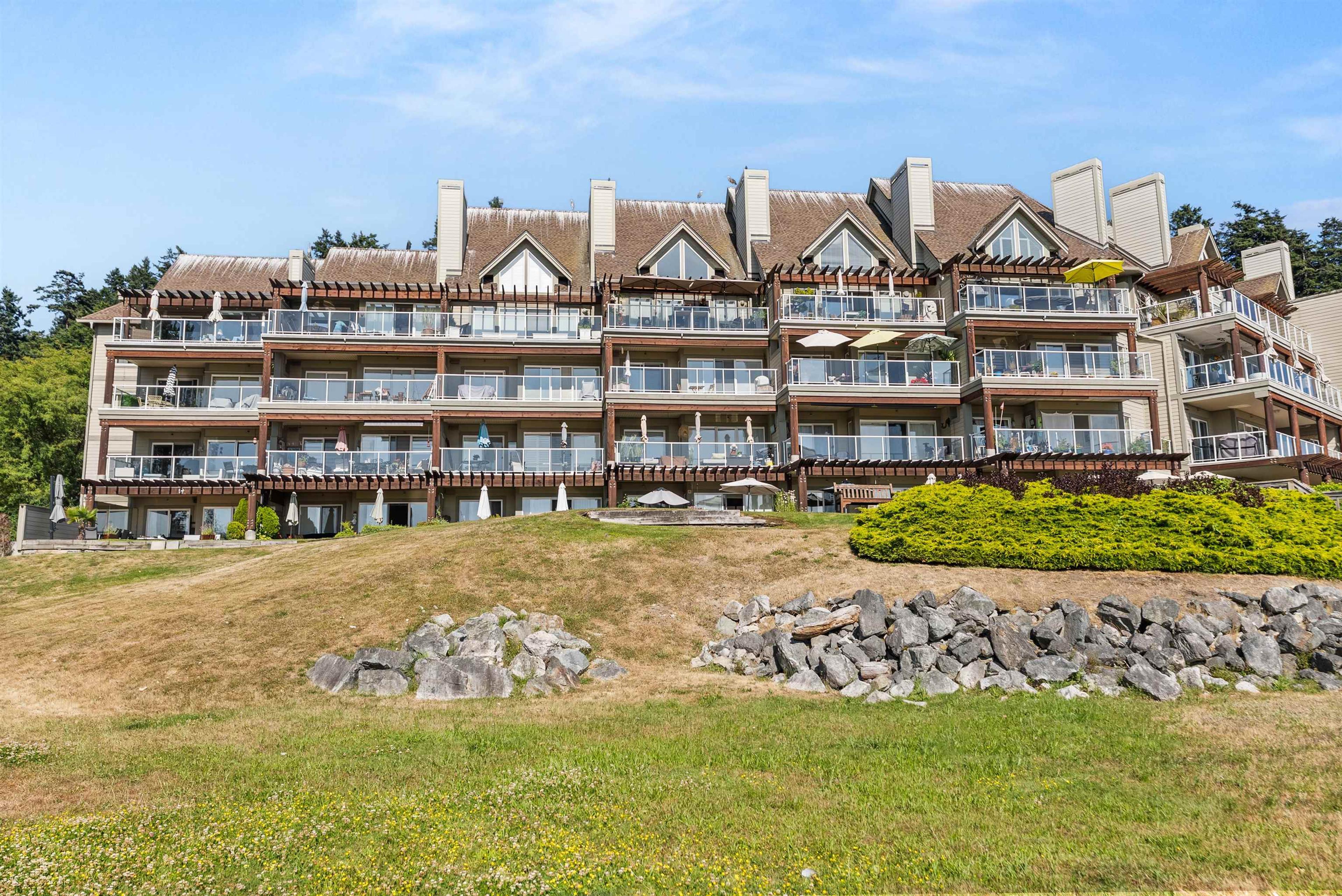 1120 Tsatsu Shores Drive, Tsawwassen - Exteriors - Full Complex View - Photo 7