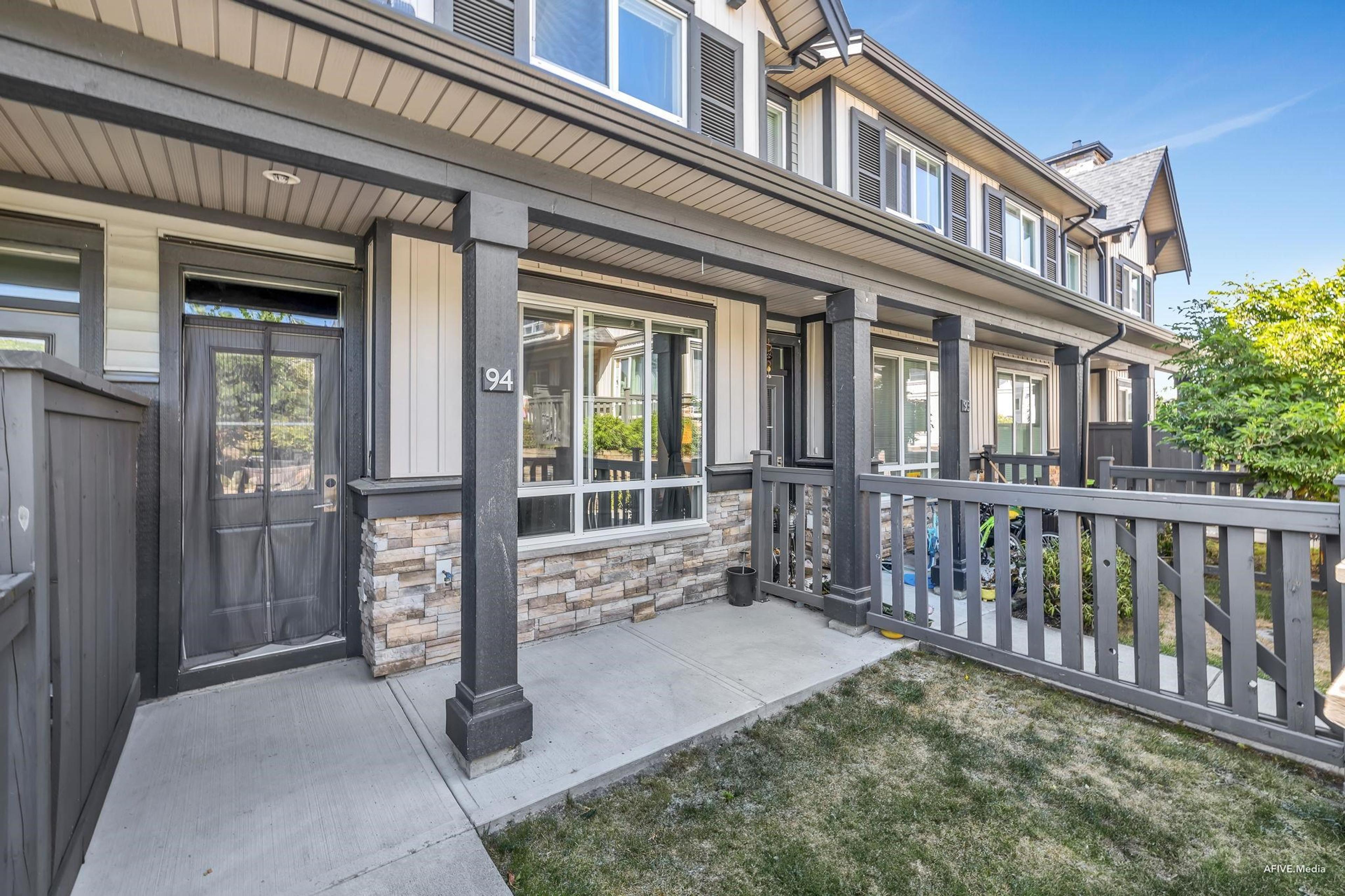 30930 Westridge Place, Abbotsford - Exteriors - Full Complex View - Photo 3