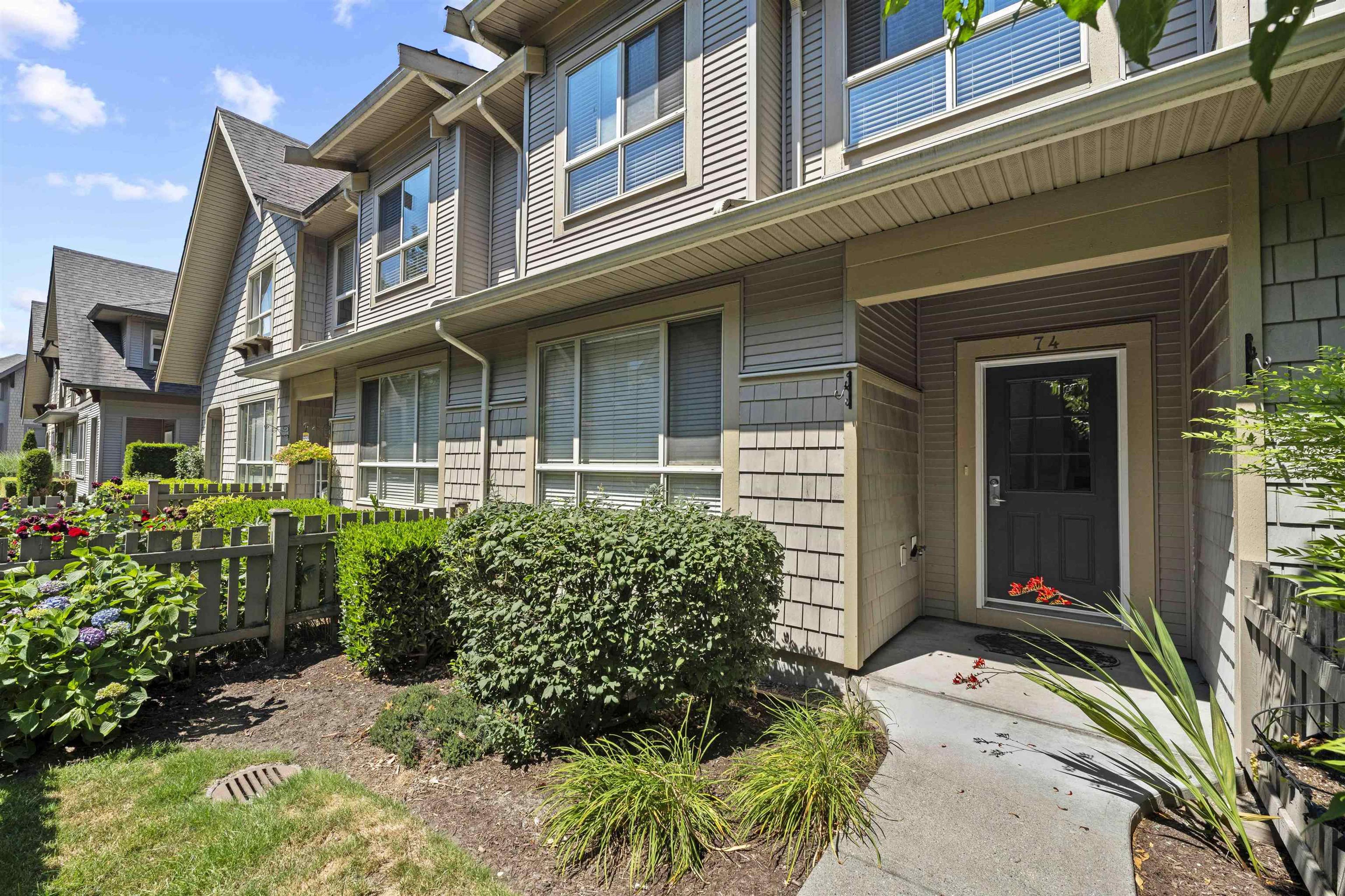 2738 158 Street, Surrey - Exteriors - Photo 1