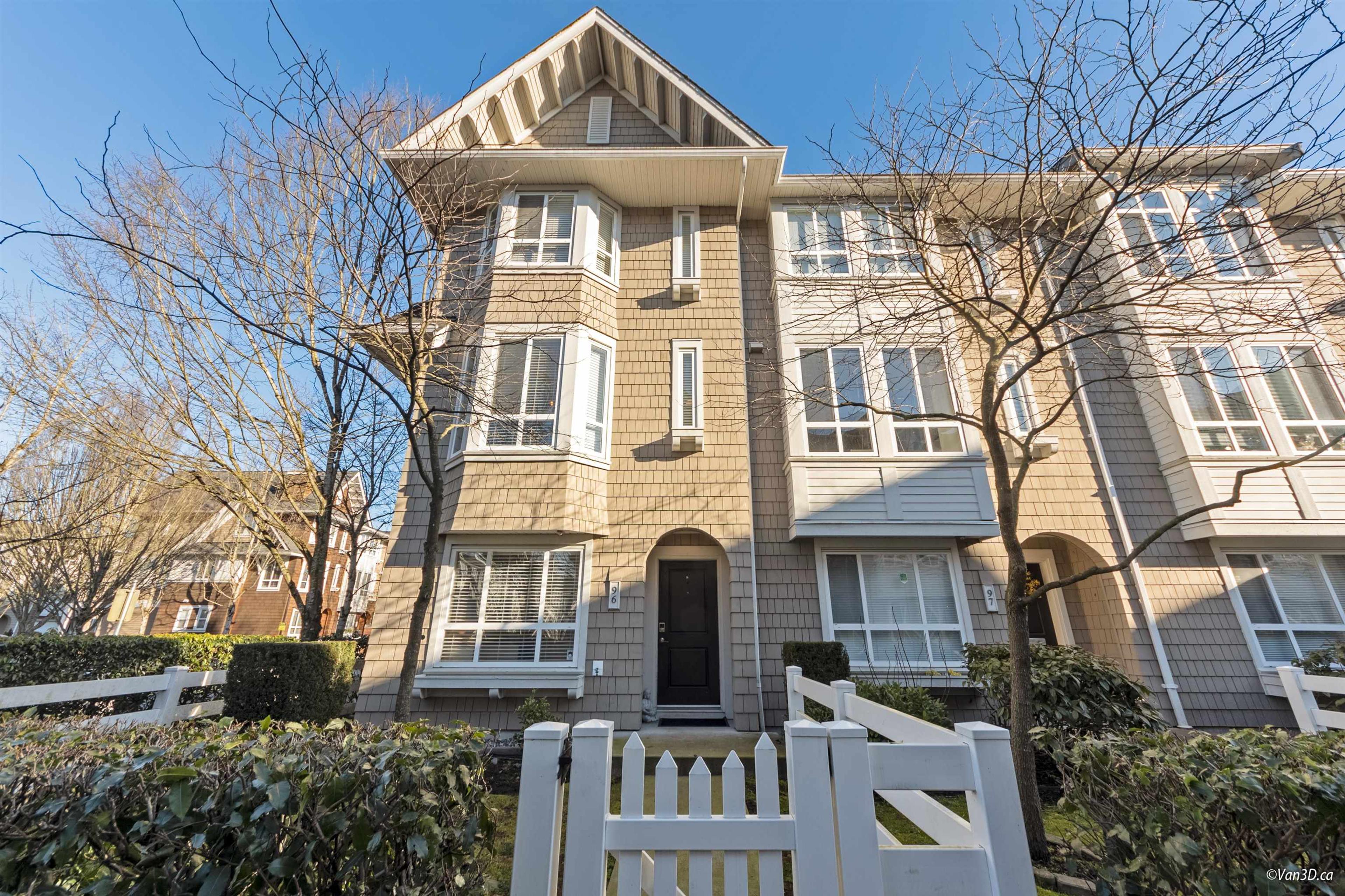 2418 Avon Place, Port Coquitlam - Exteriors - Photo 4