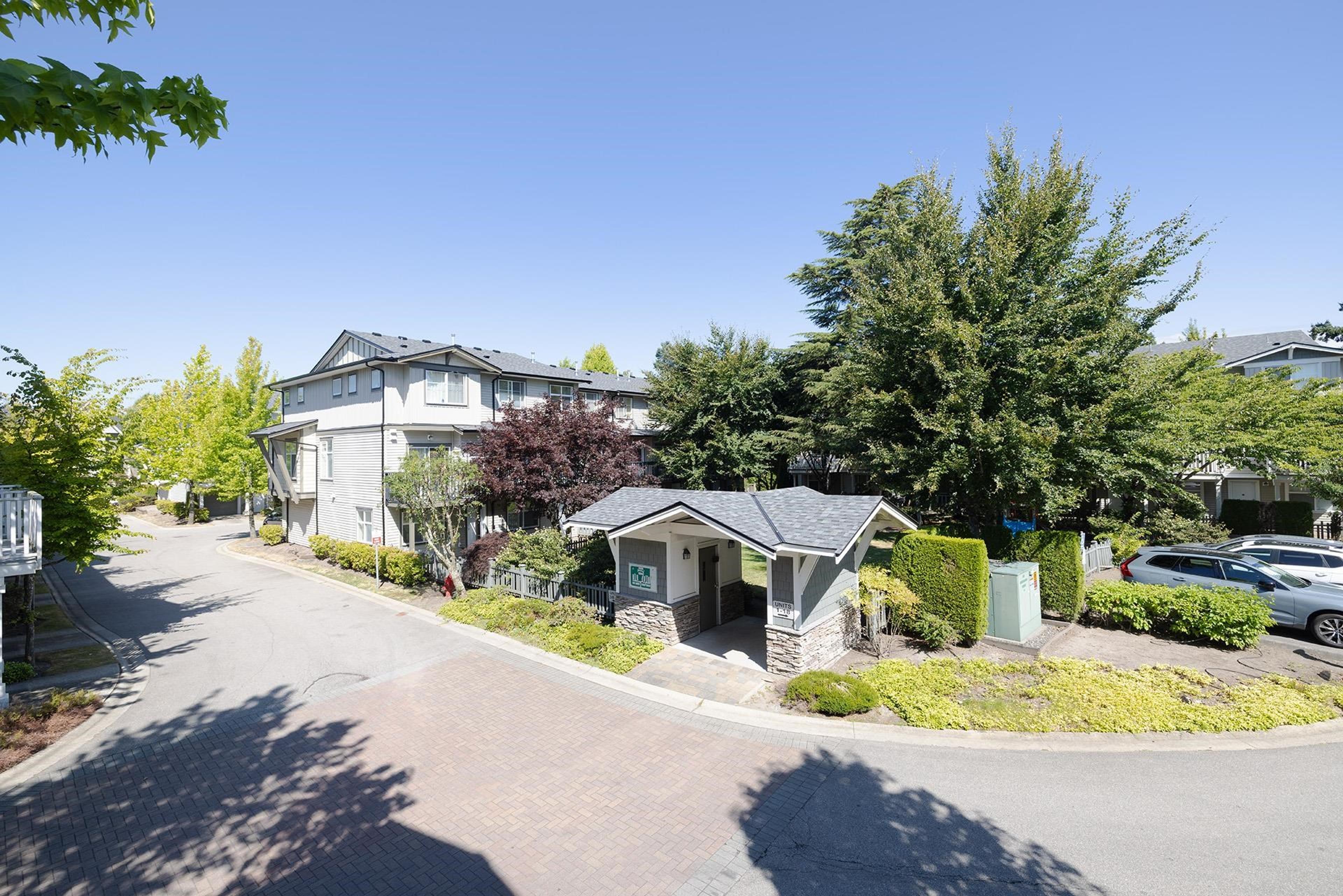 9333 Sills Avenue, Richmond - Exteriors - Full Complex View - Photo 3