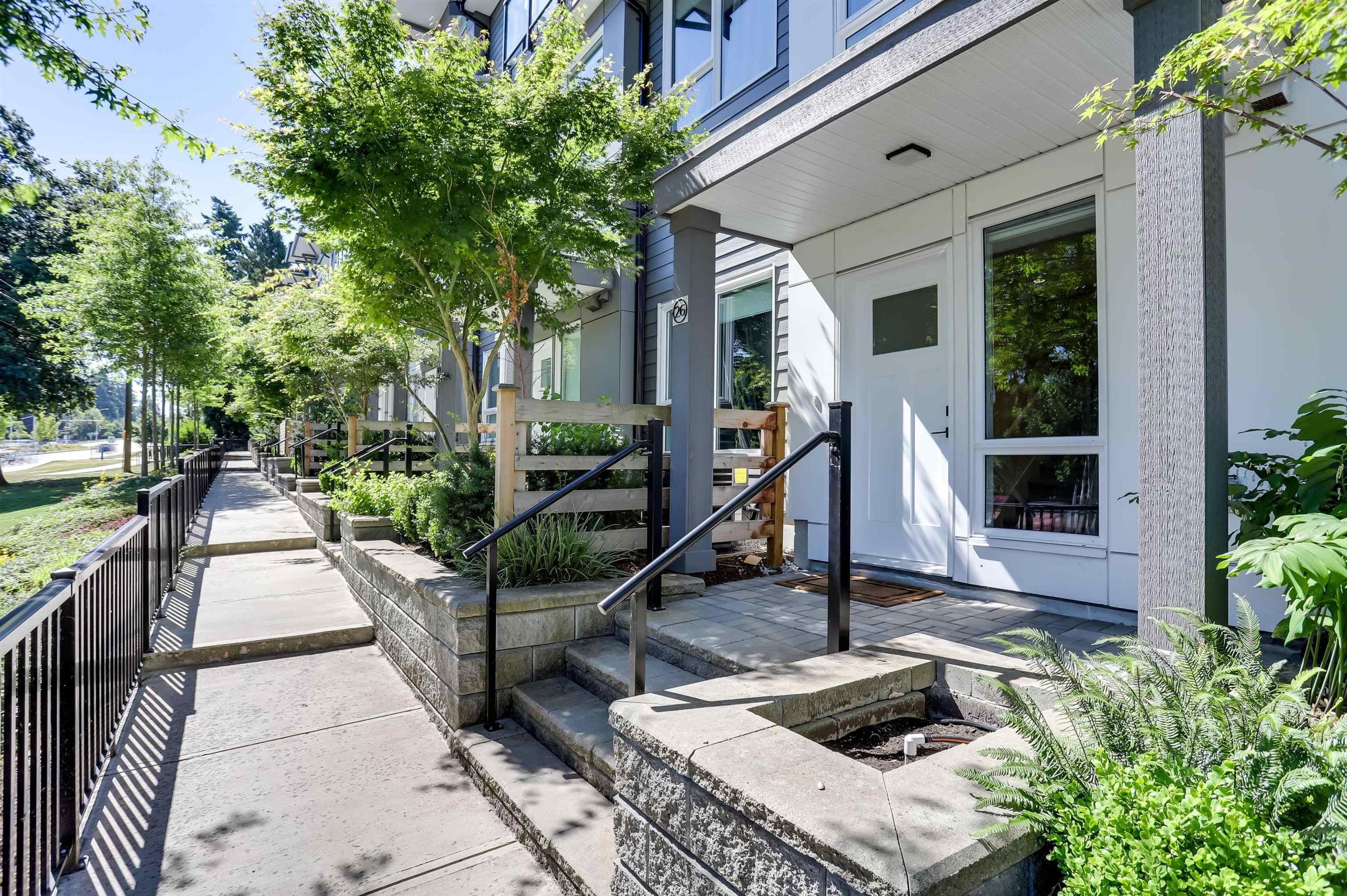 15030 28 Avenue, Surrey - Exteriors - Photo 2