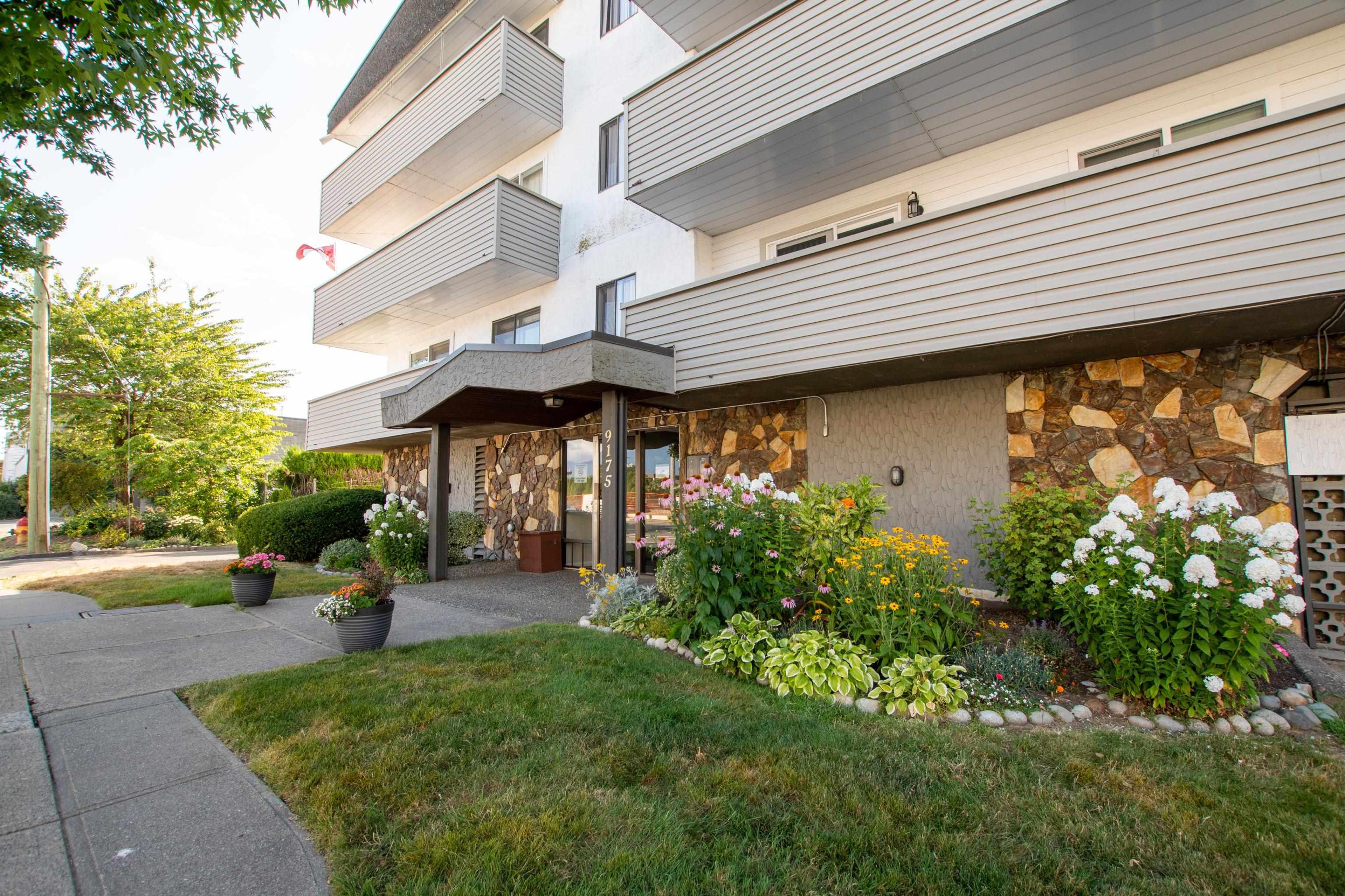 9175 Mary Street, Chilliwack - Exteriors - Photo 1