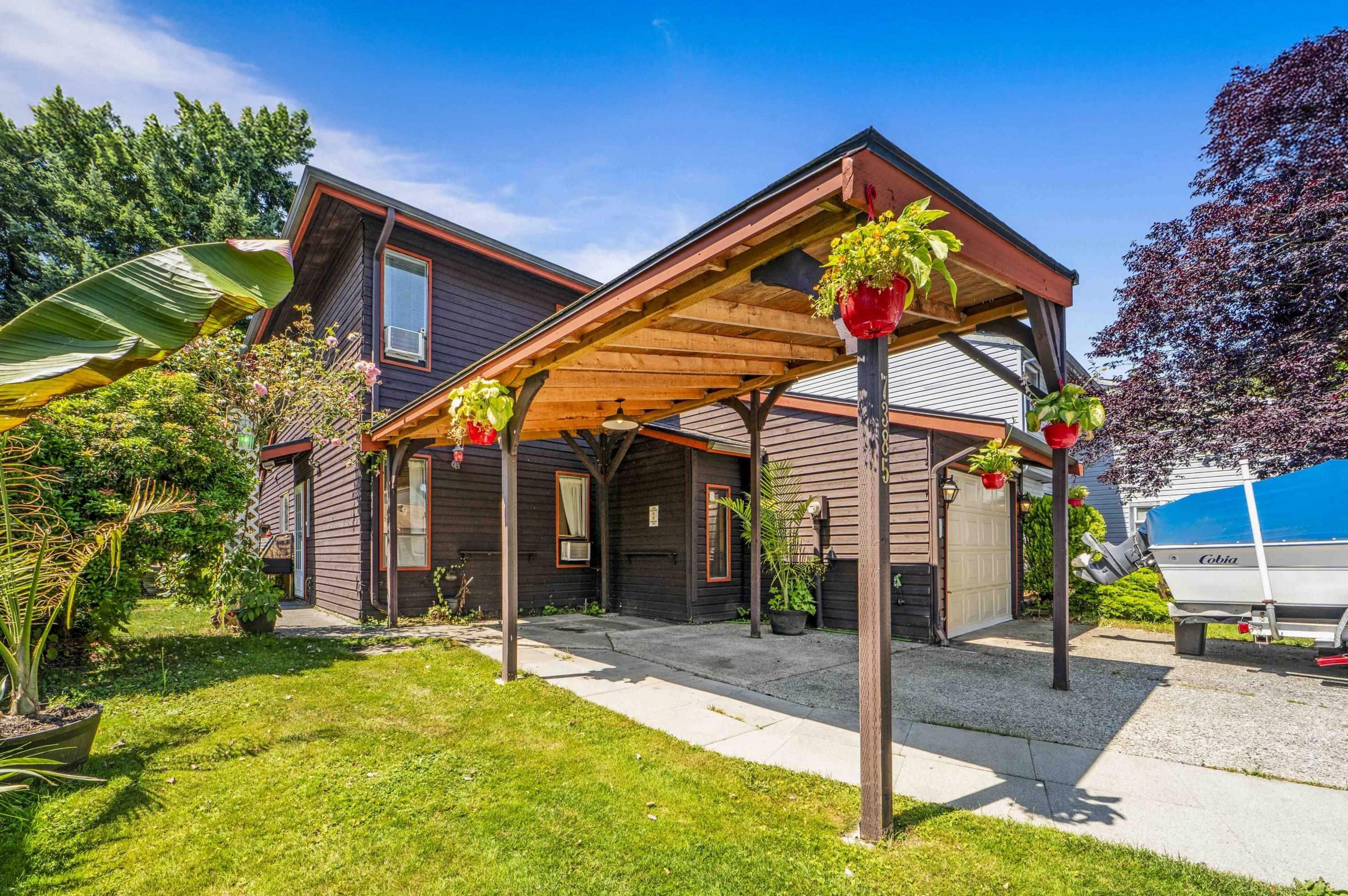 7385 129 STREET - Image 1