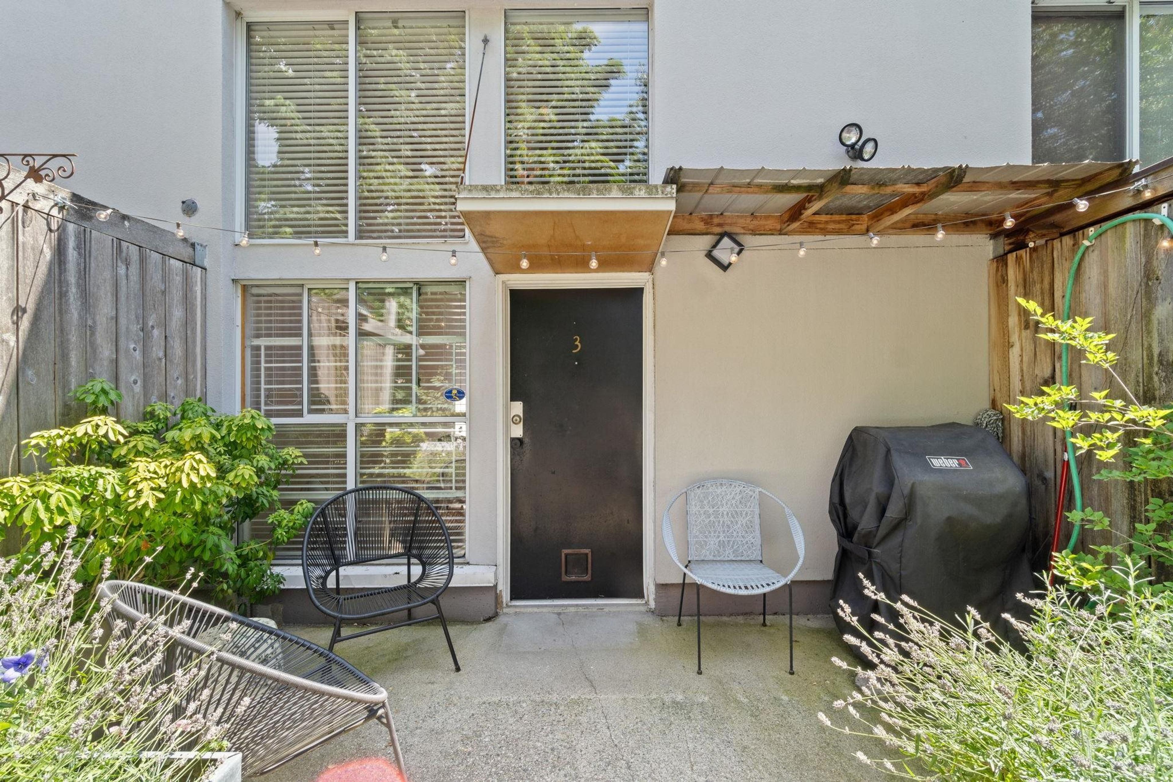 1227 E 7th Avenue, Vancouver - Exteriors - Photo 1
