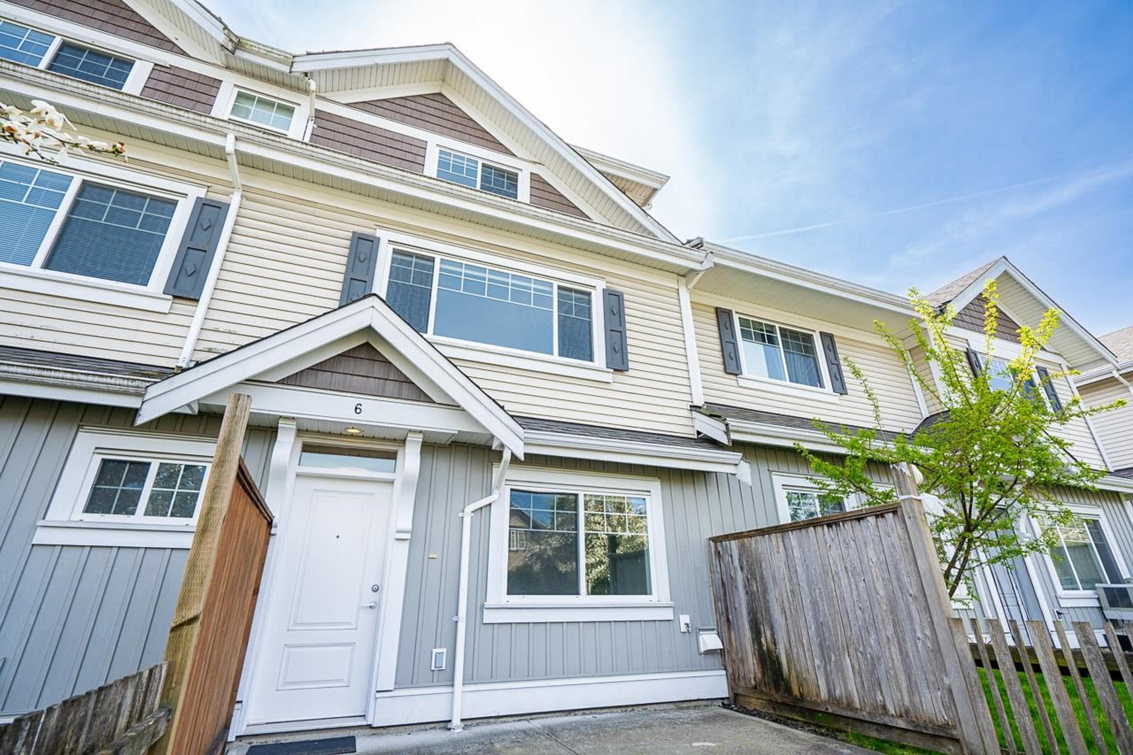 30748 Cardinal Avenue, Abbotsford - Exteriors - Photo 3