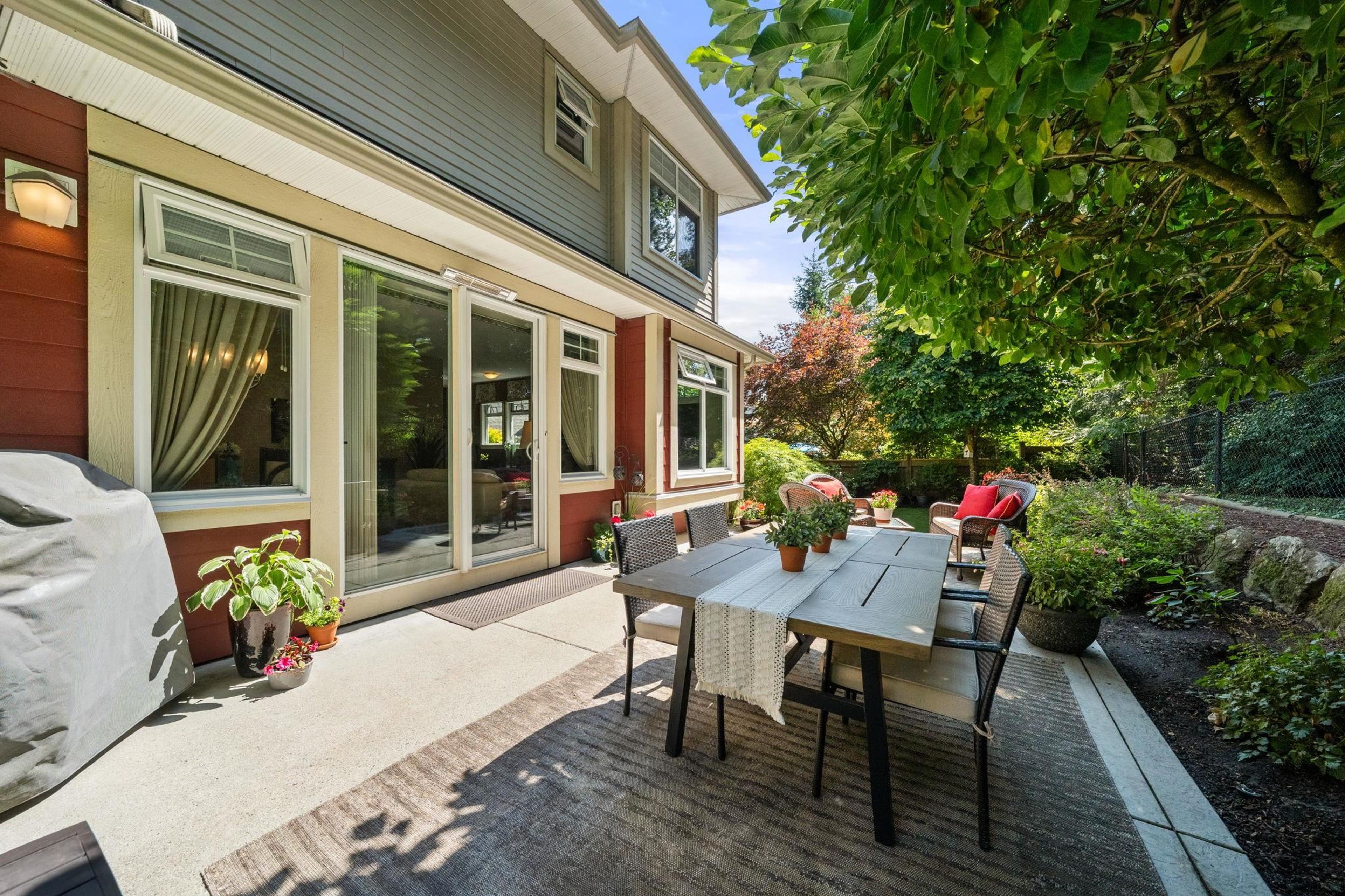 15454 32 Avenue, Surrey - Exteriors - Photo 2