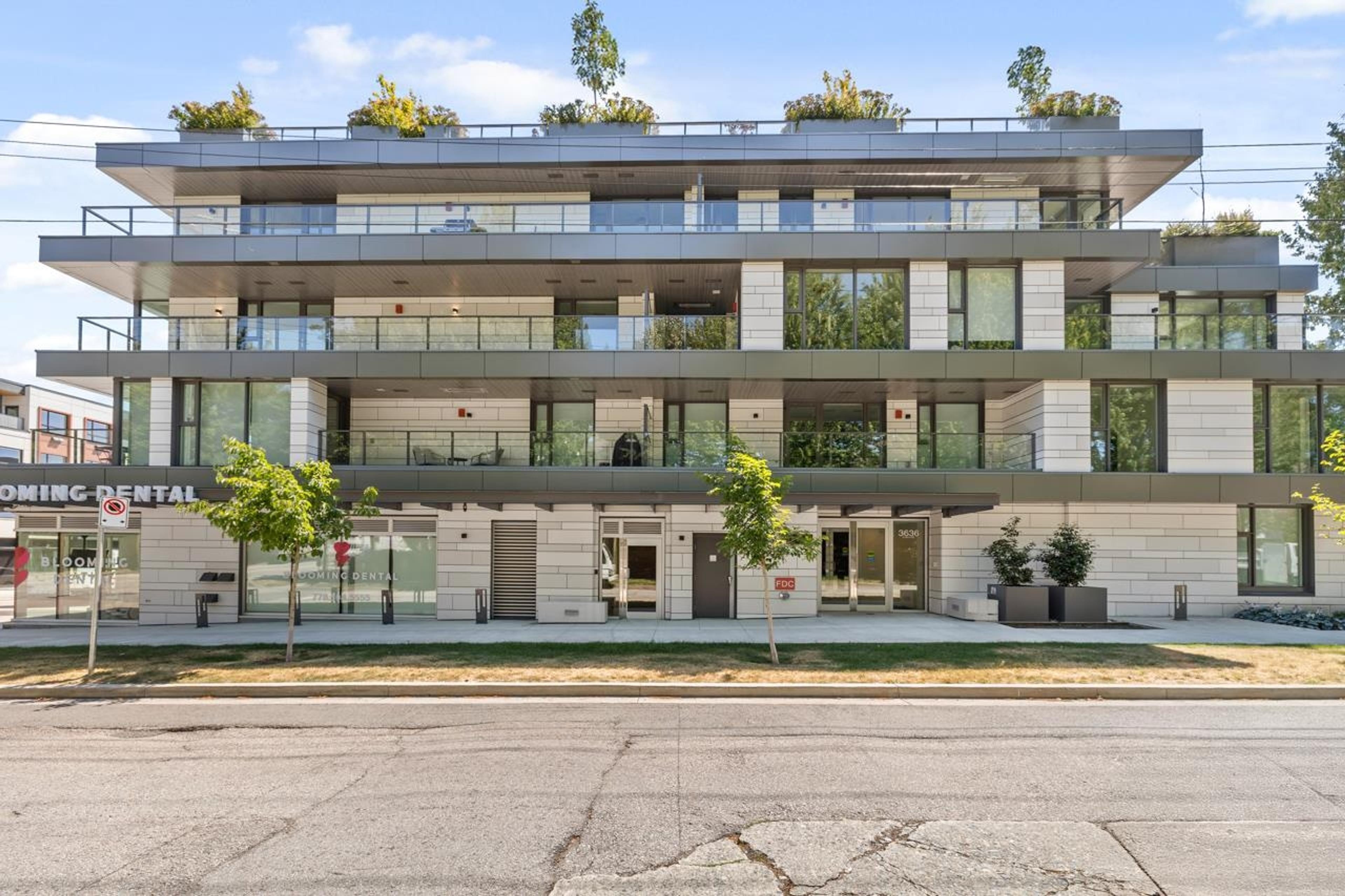 3636 W 39th Avenue, Vancouver - Exteriors - Full Complex View - Photo 2