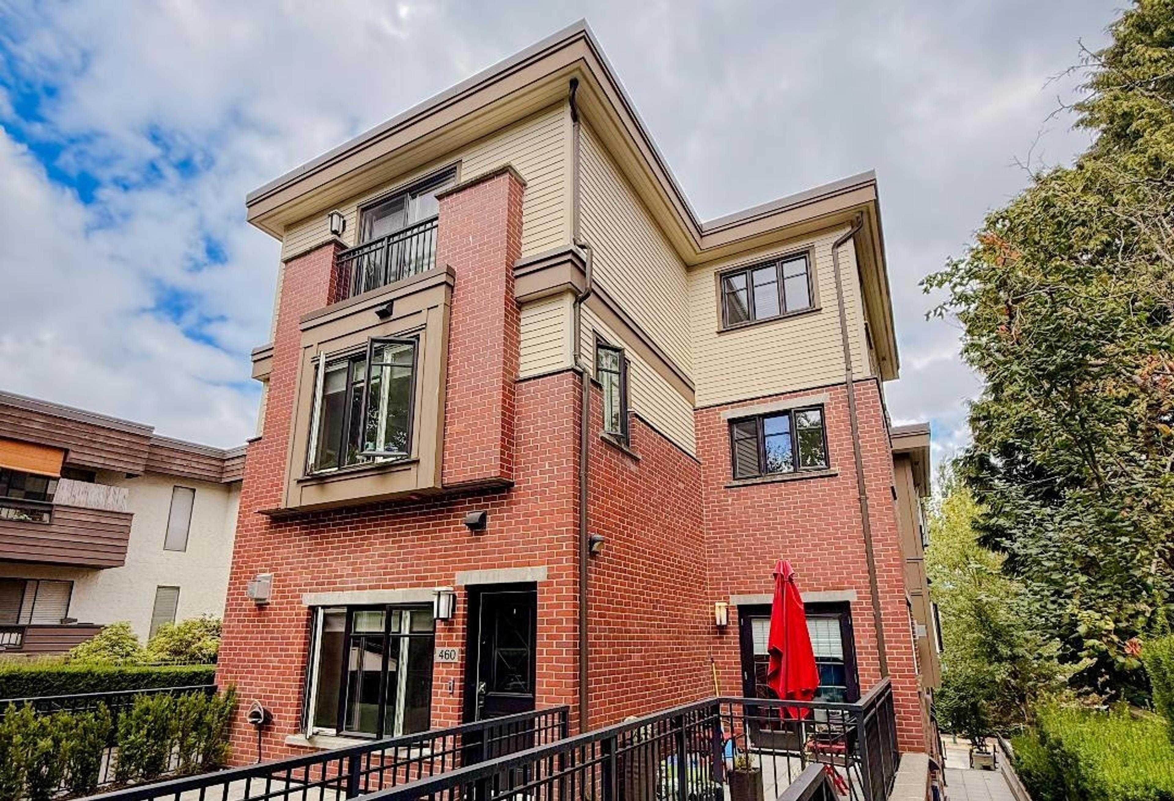 460 E 5th Avenue, Vancouver - Exteriors - Photo 1