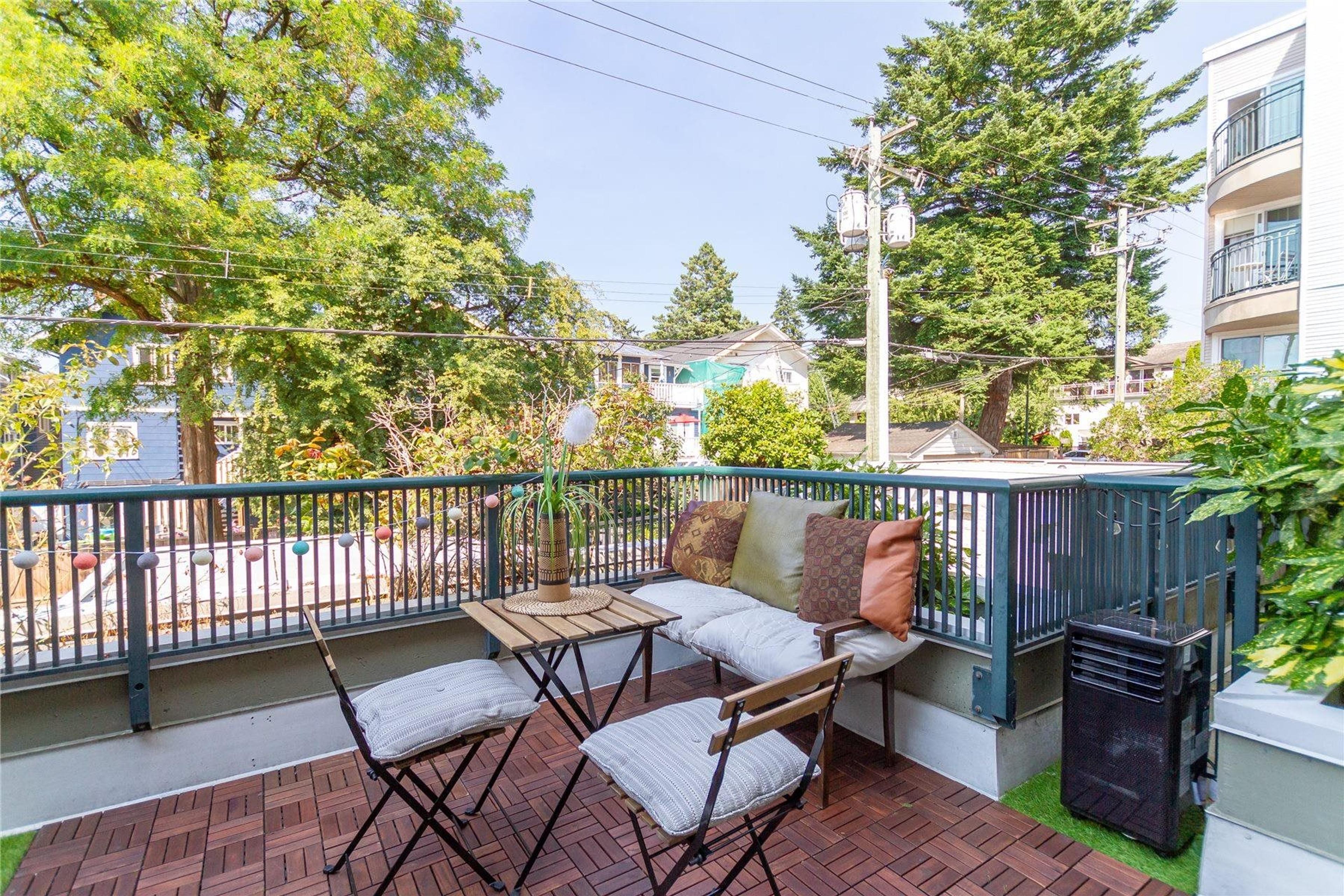 1989 Dunbar Street, Vancouver - Exteriors - Photo 1