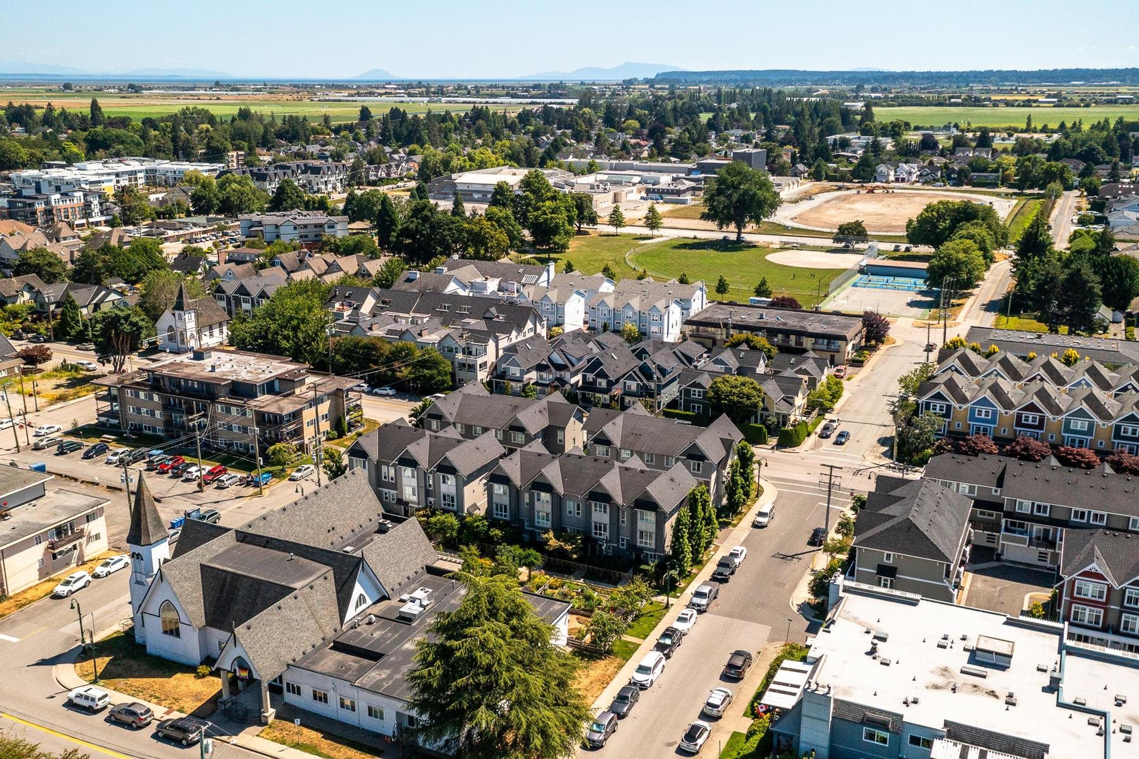 4949 47a Avenue, Delta - Exteriors - Full Complex View, Drone/Aerial View - Photo 2