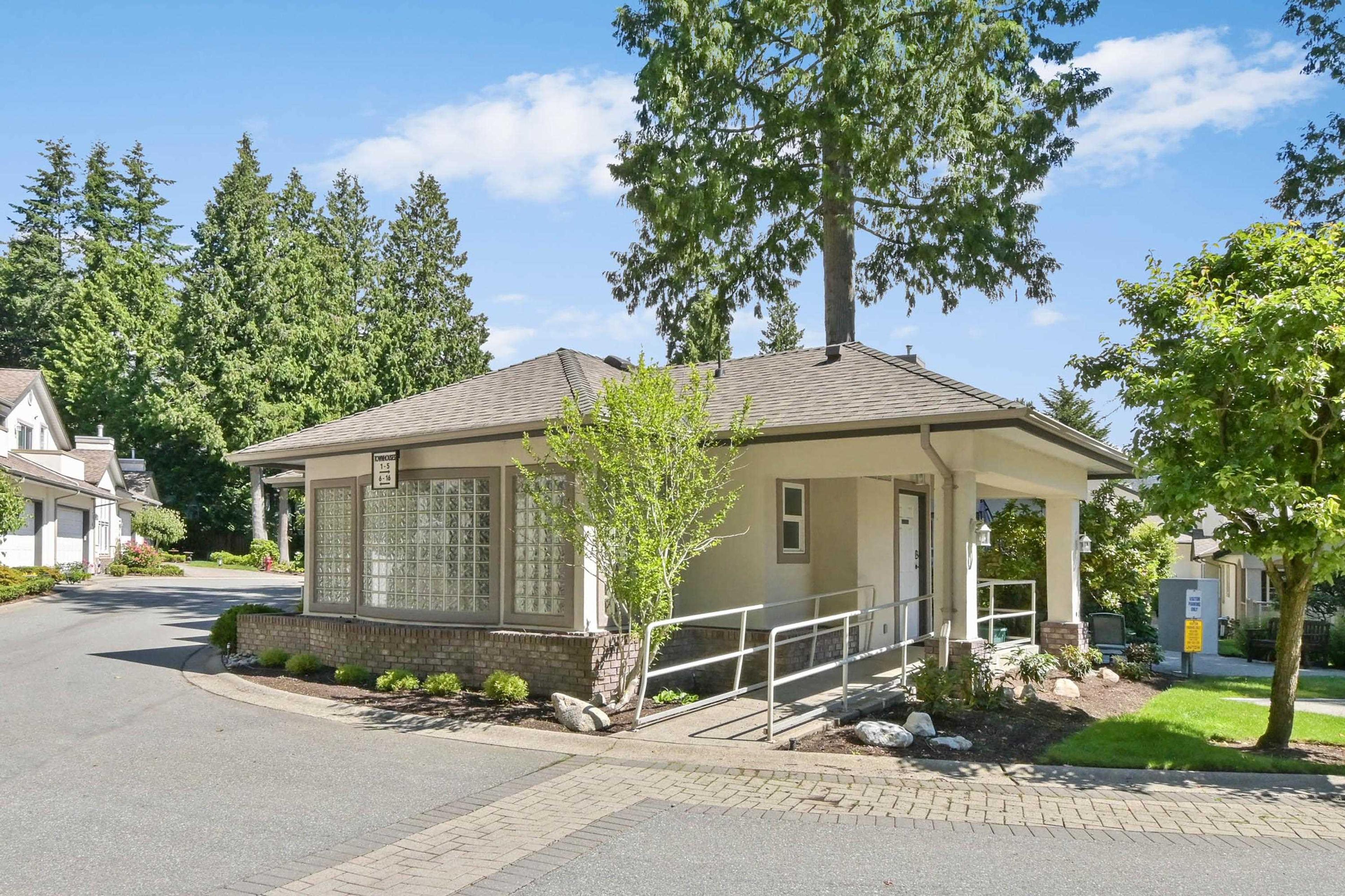 13911 16 Avenue, Surrey - Exteriors - Photo 1