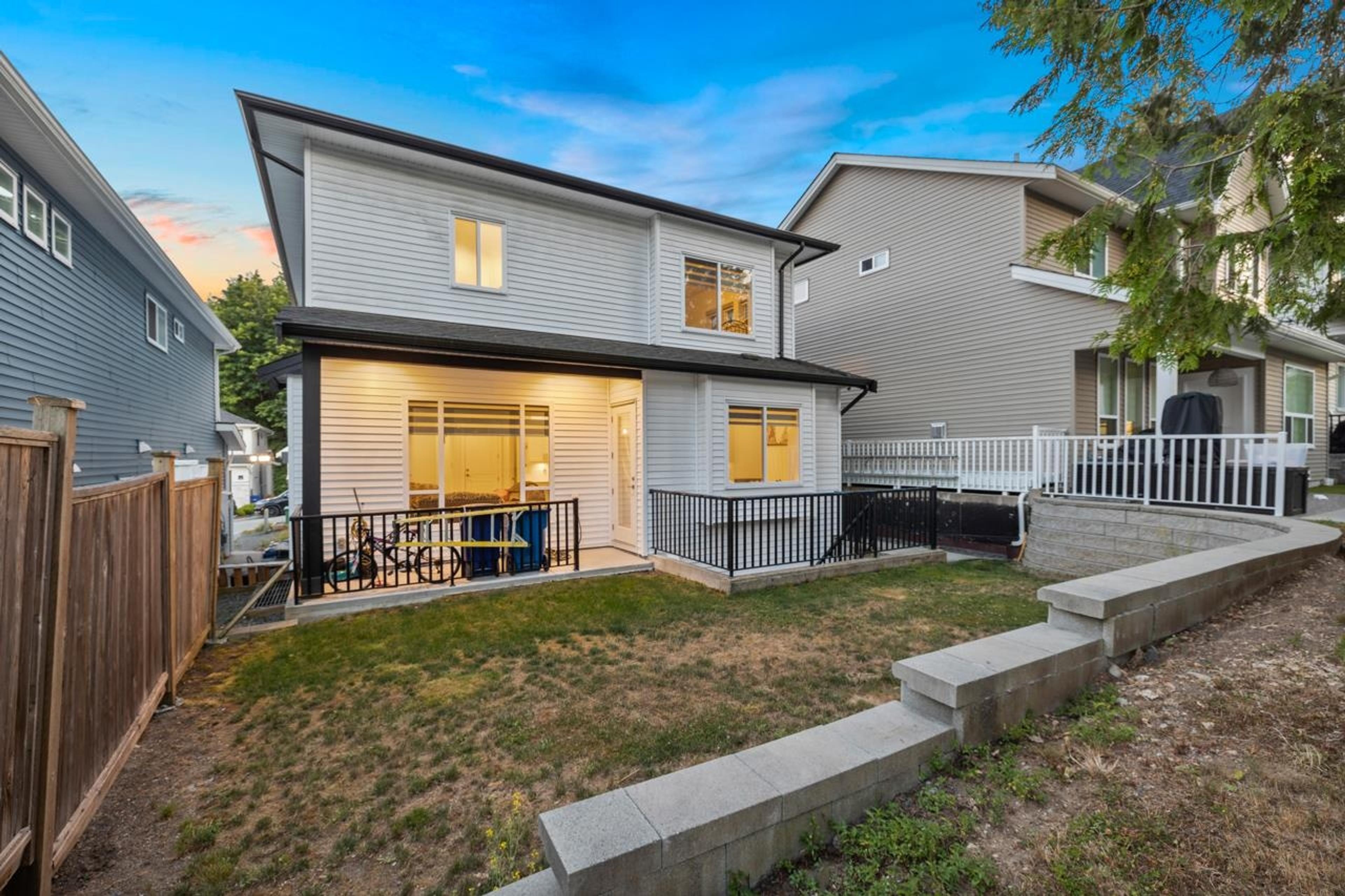 4581 Sumas Mountain Road, Abbotsford - Outdoor Amenities - Garden / Yard/ Backyard/ Porch/ Deck - Photo 1