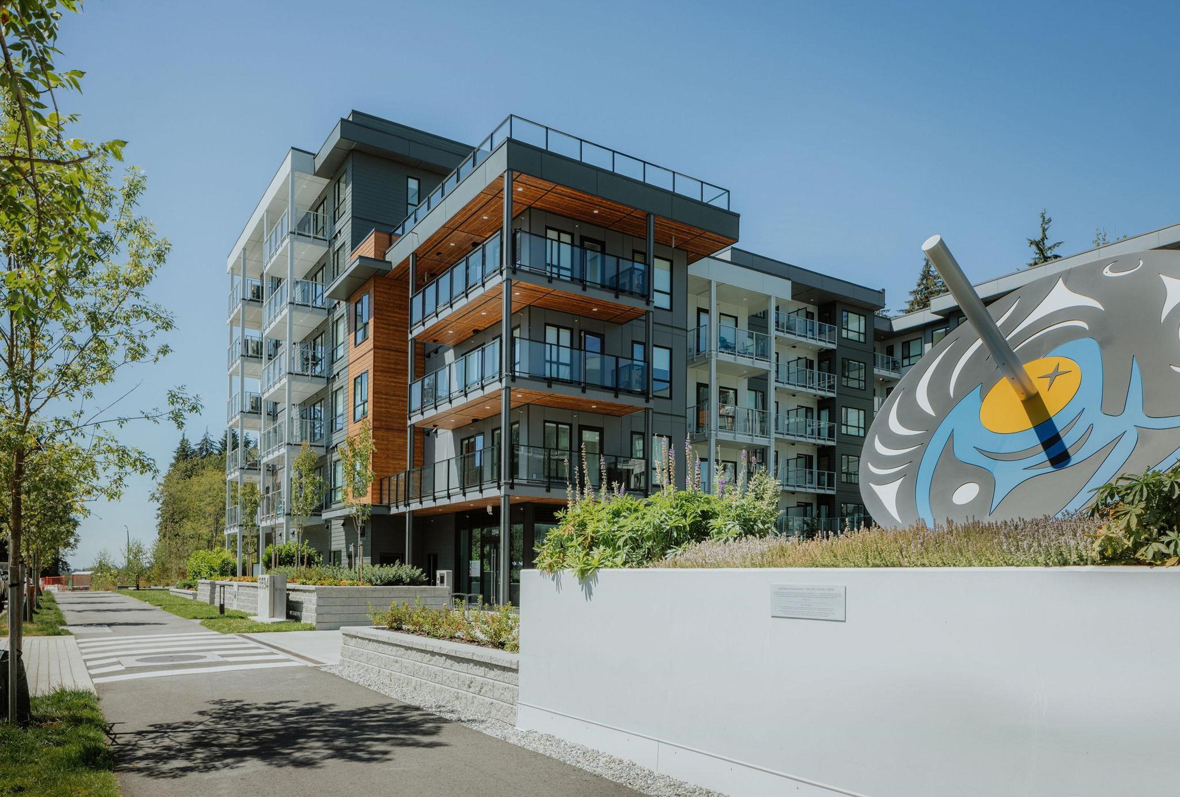 3594 Malsum Drive, North Vancouver - Exteriors - Full Complex View - Photo 3