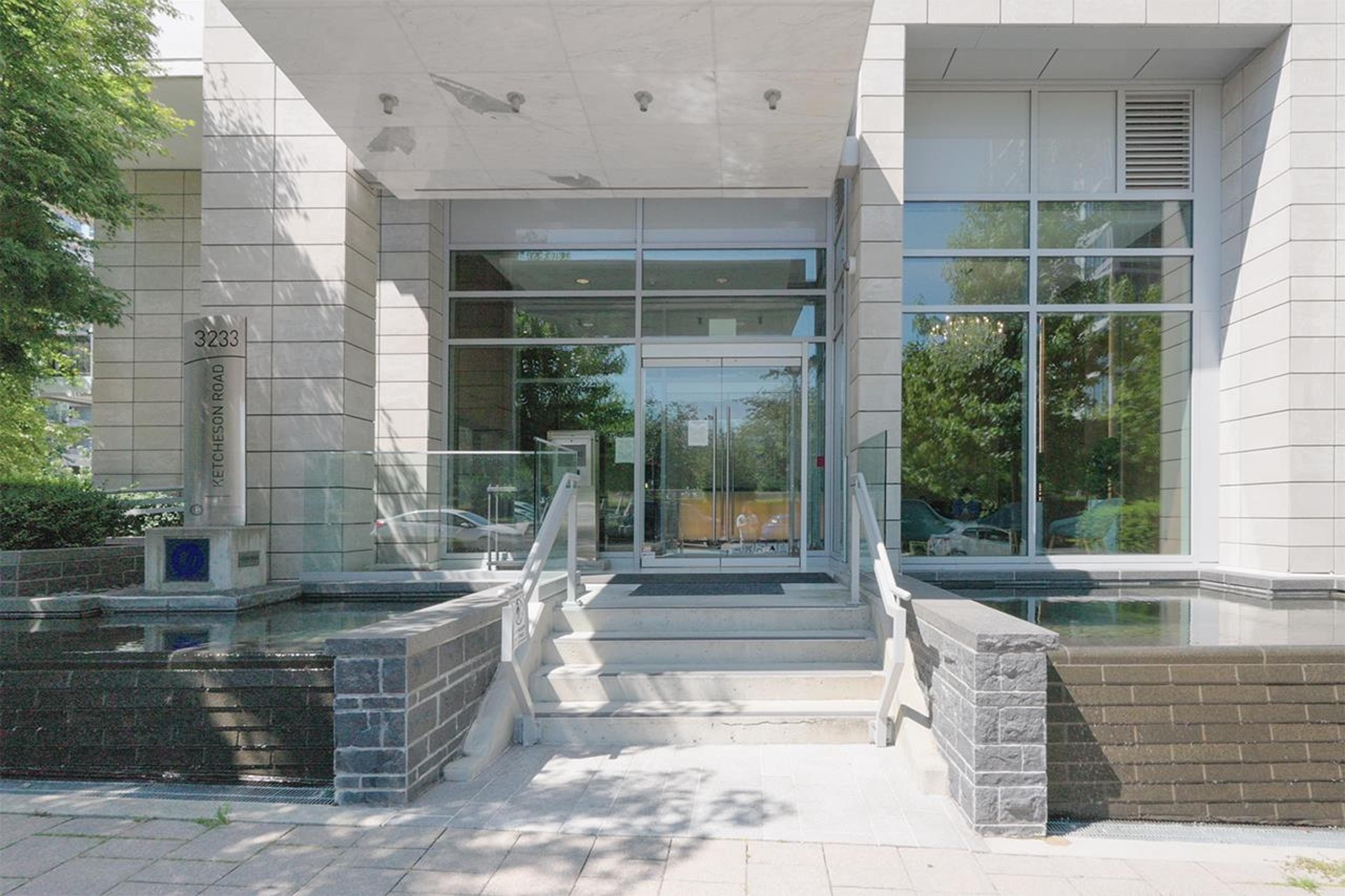 3233 Ketcheson Road, Richmond - Exteriors - Photo 1