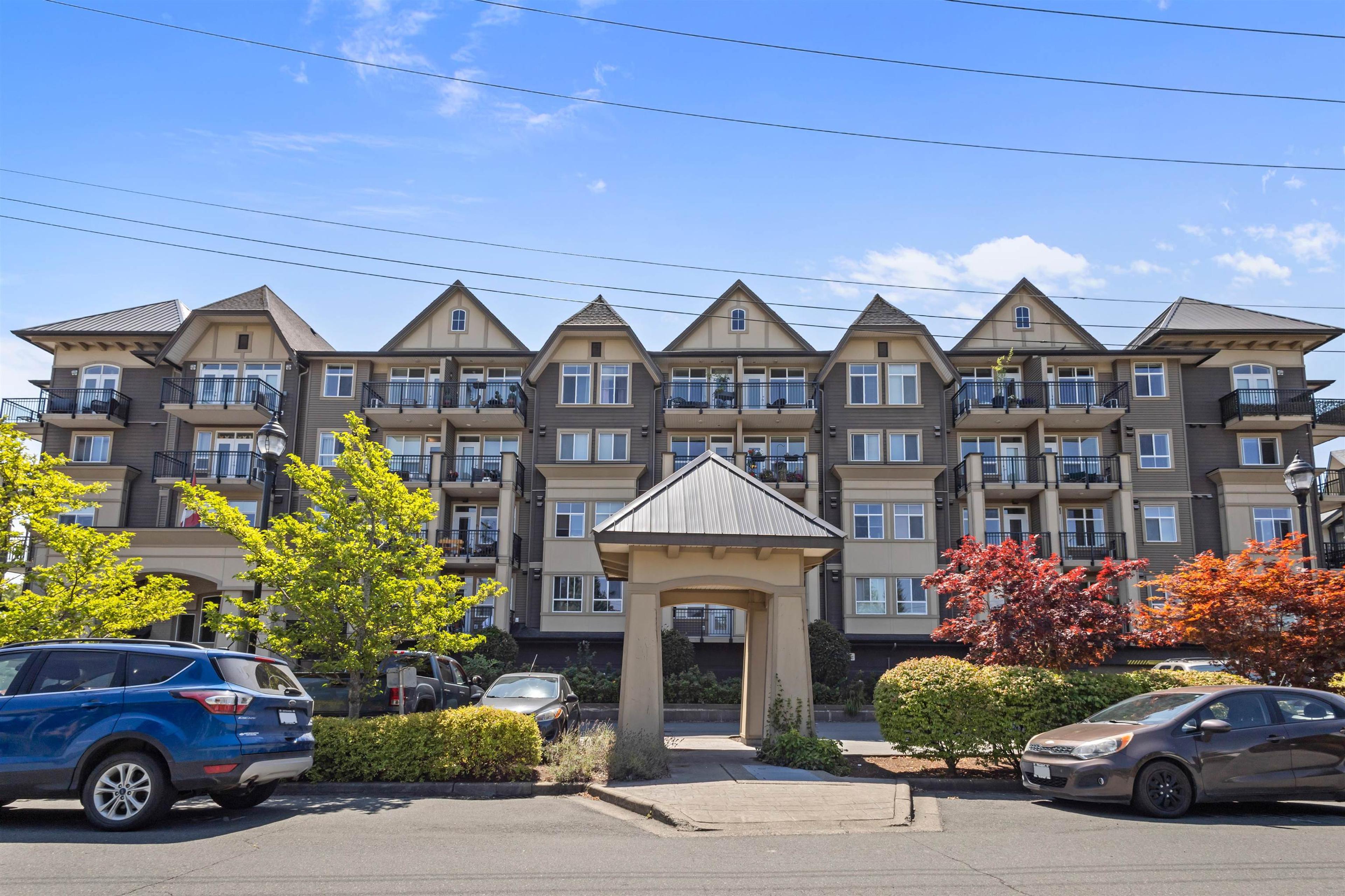 8531 Young Road, Chilliwack - Exteriors - Full Complex View - Photo 1